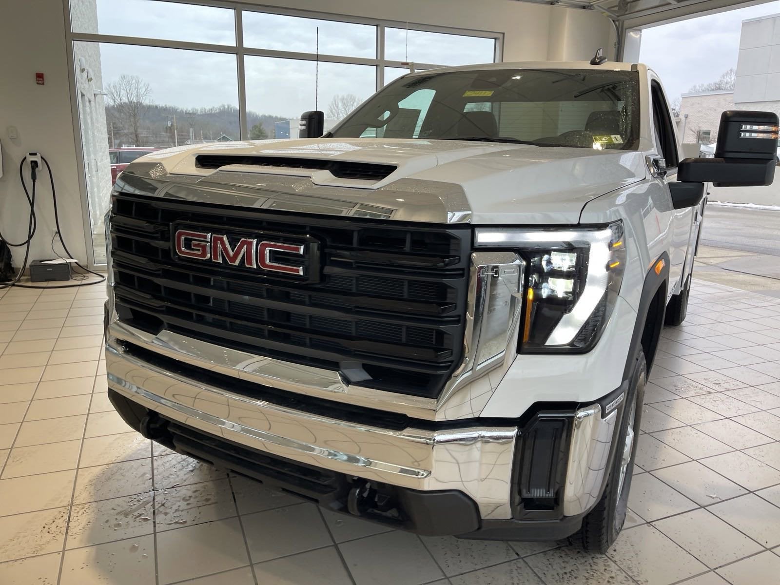 2024 GMC Sierra 2500 HD Pro