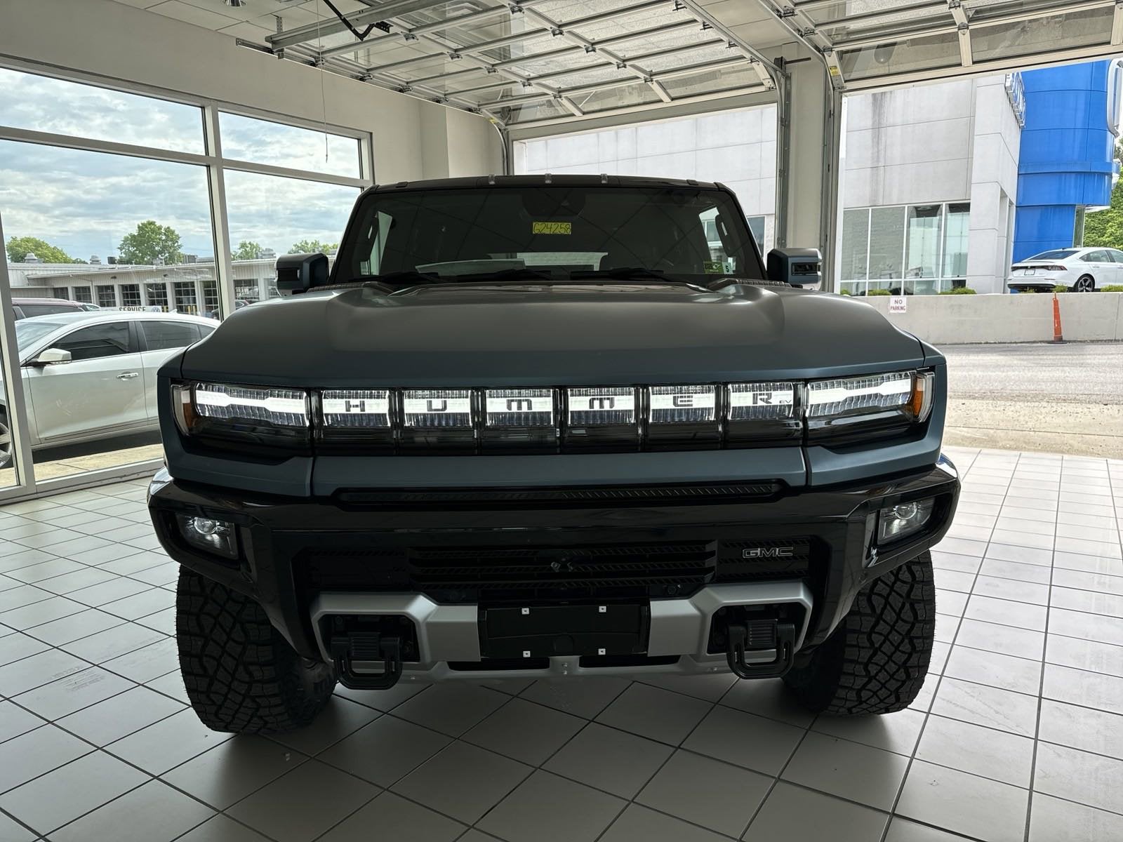 2024 GMC HUMMER EV SUV 3X OMEGA LIMITED EDITION
