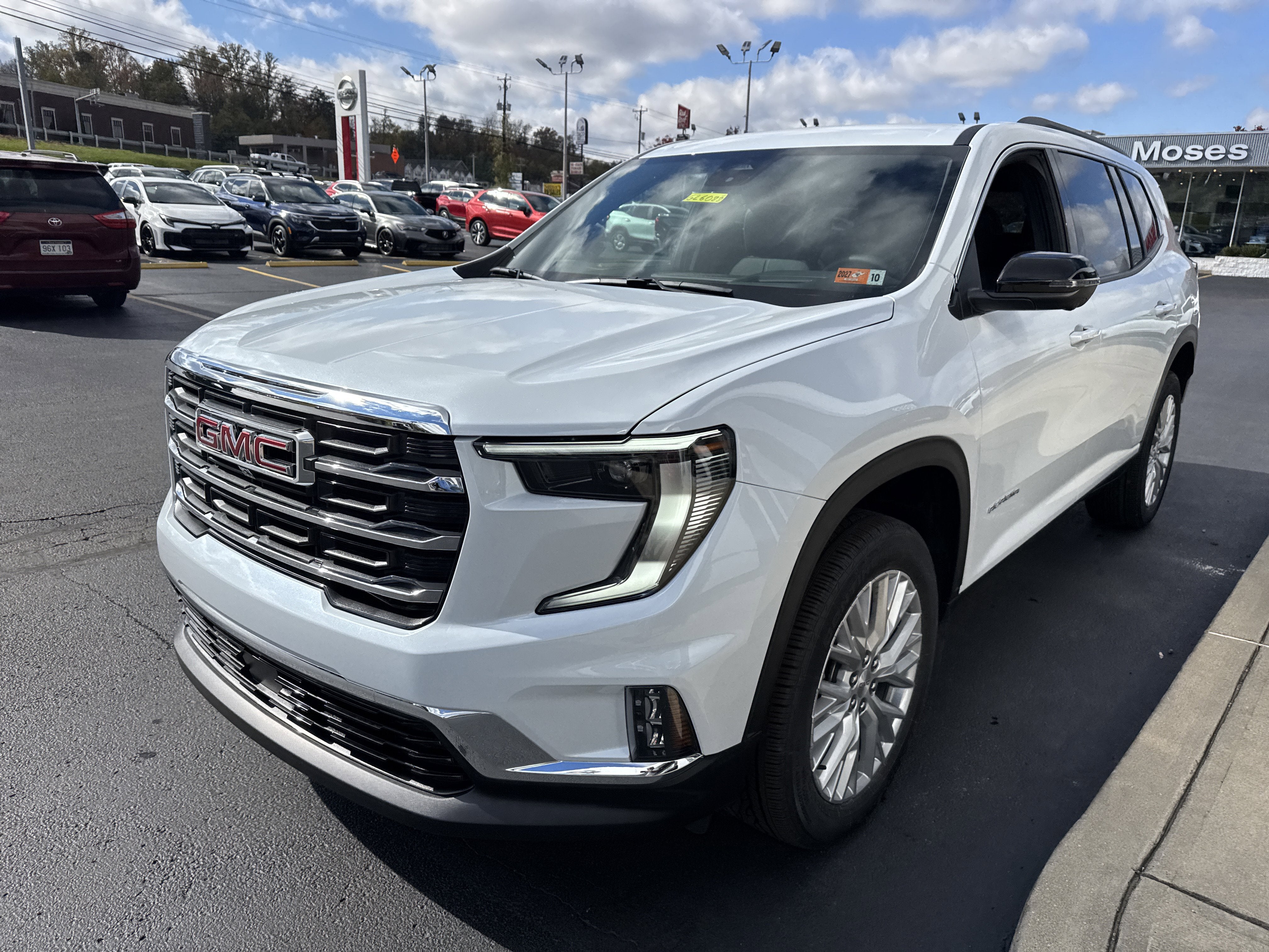 2026 GMC Acadia Elevation