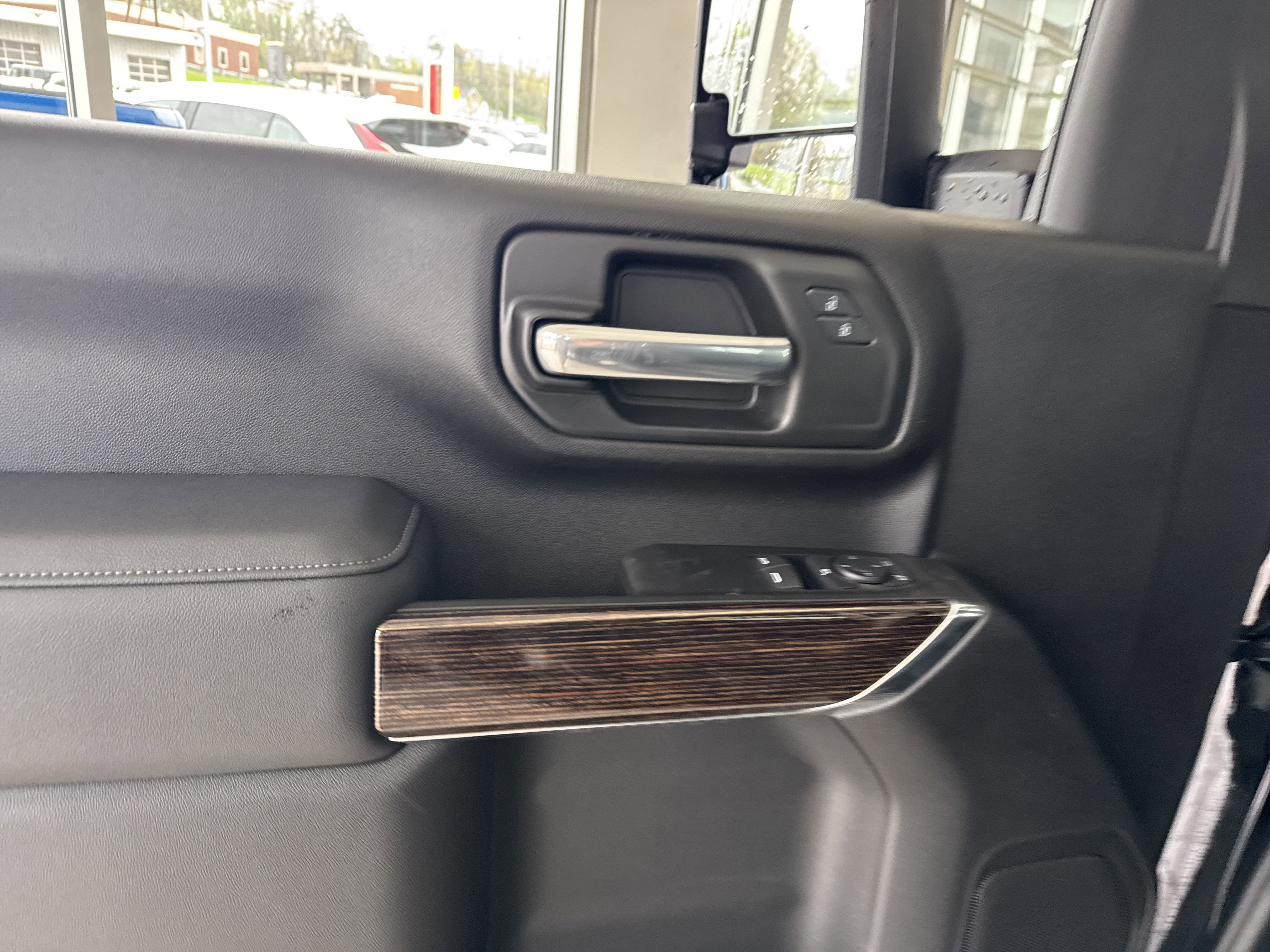 2025 GMC Sierra 2500 HD SLE