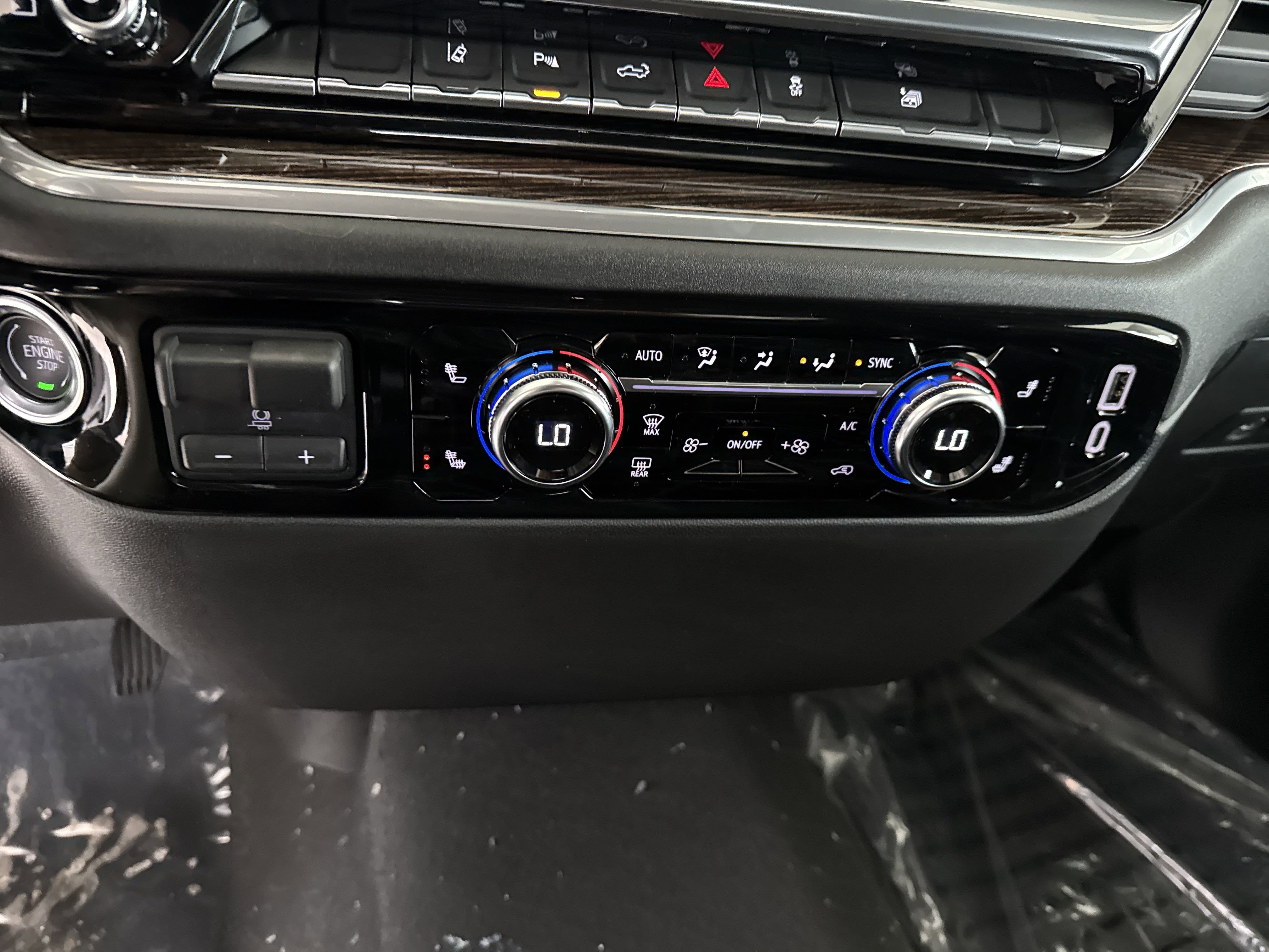 2025 GMC Sierra 2500 HD SLE