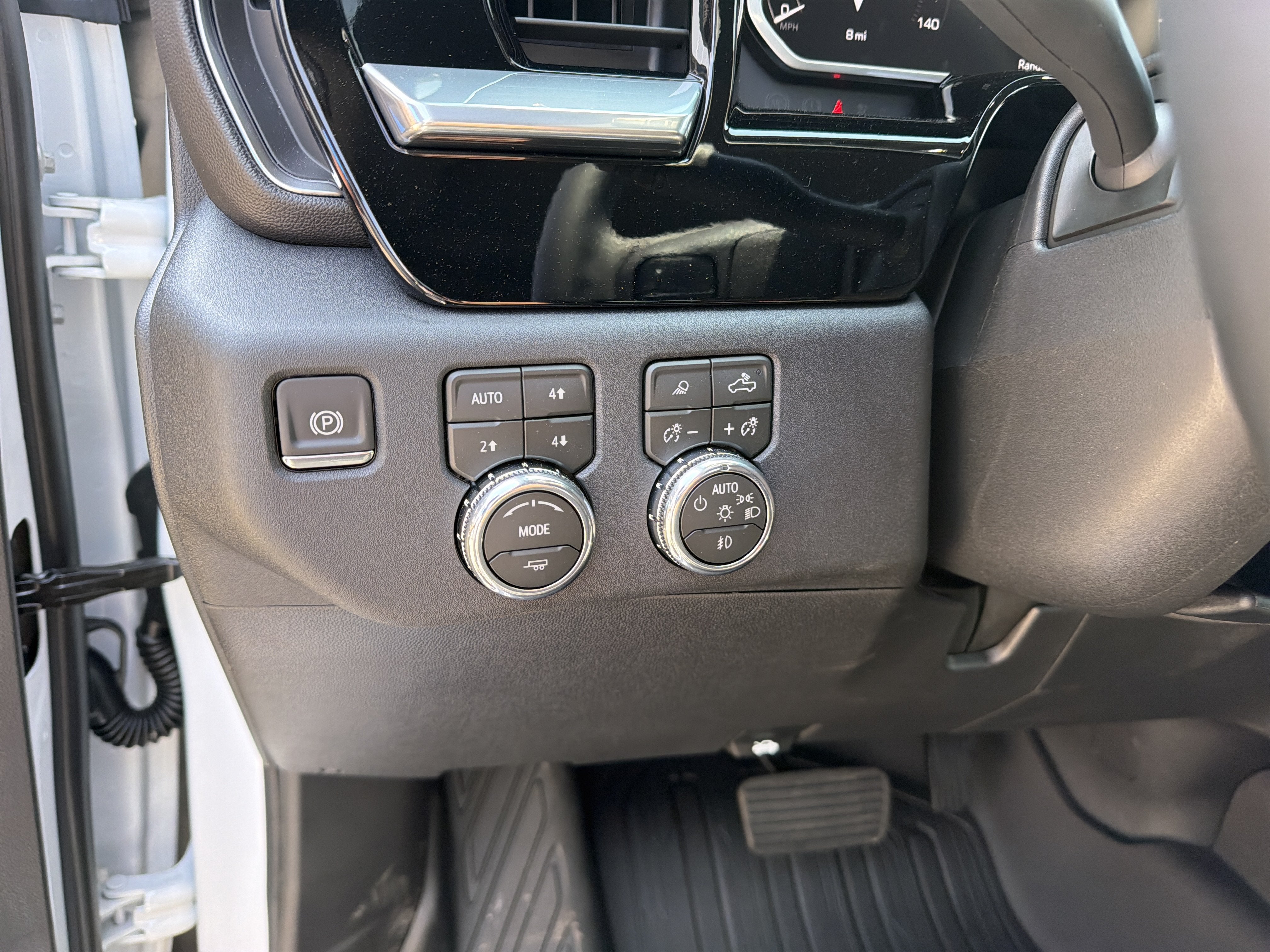 2026 GMC Sierra 3500 HD SLE DRW