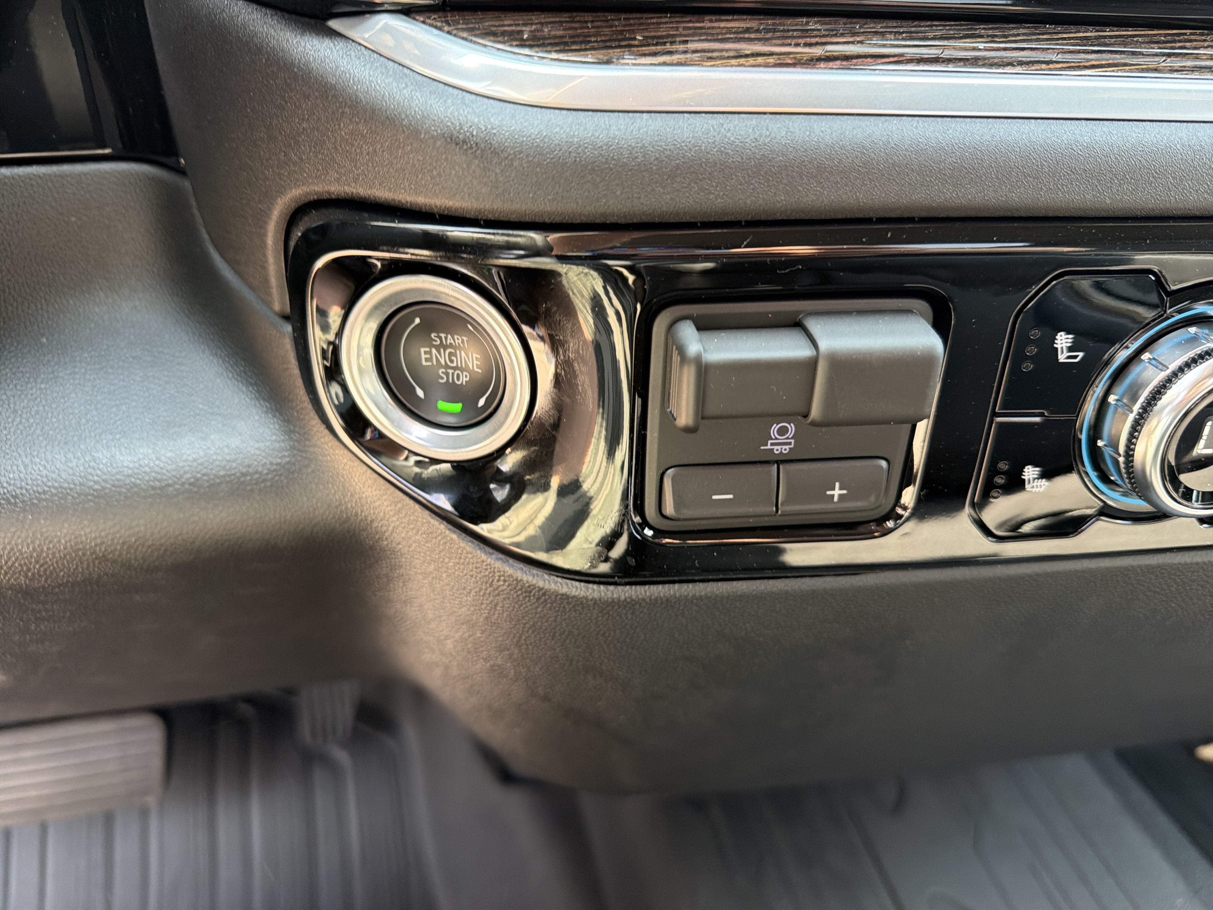 2026 GMC Sierra 3500 HD SLE DRW