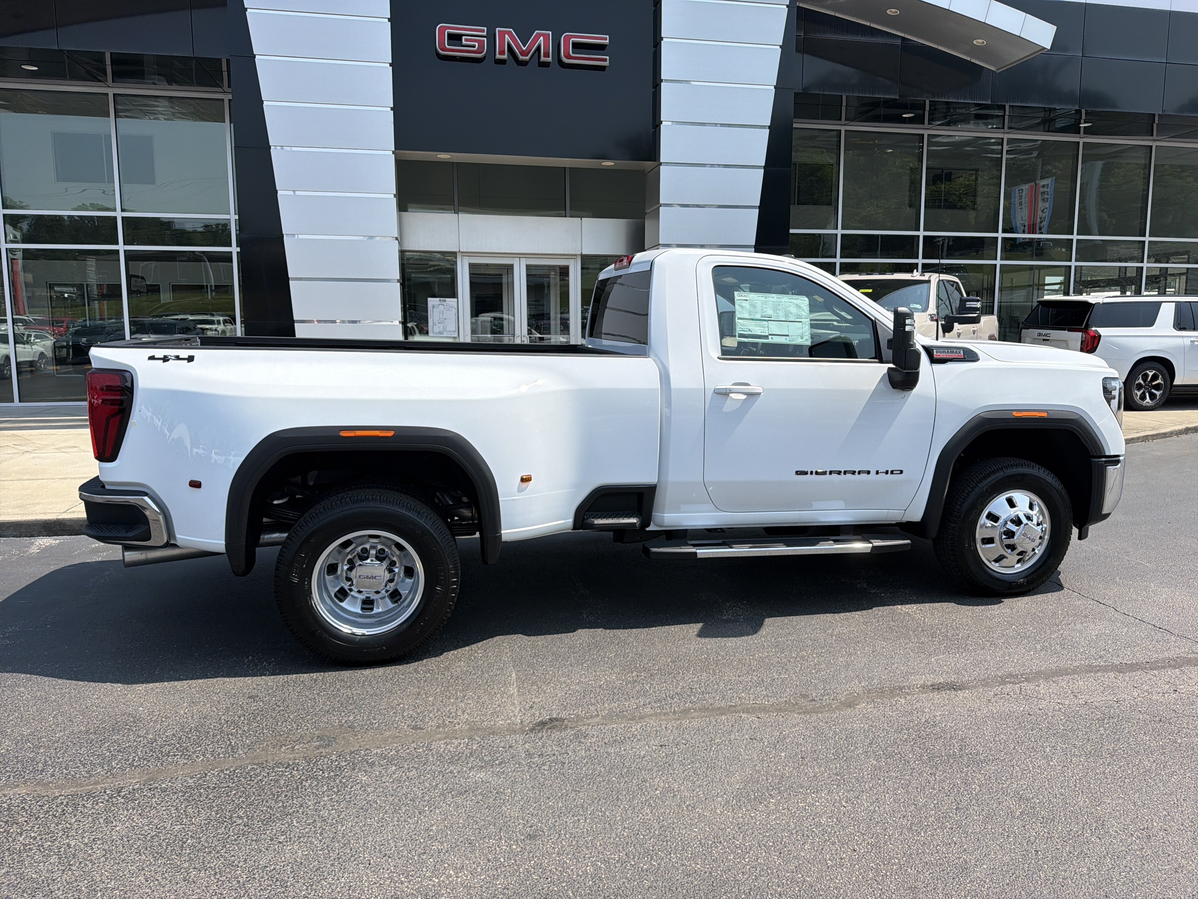 2026 GMC Sierra 3500 HD SLE DRW