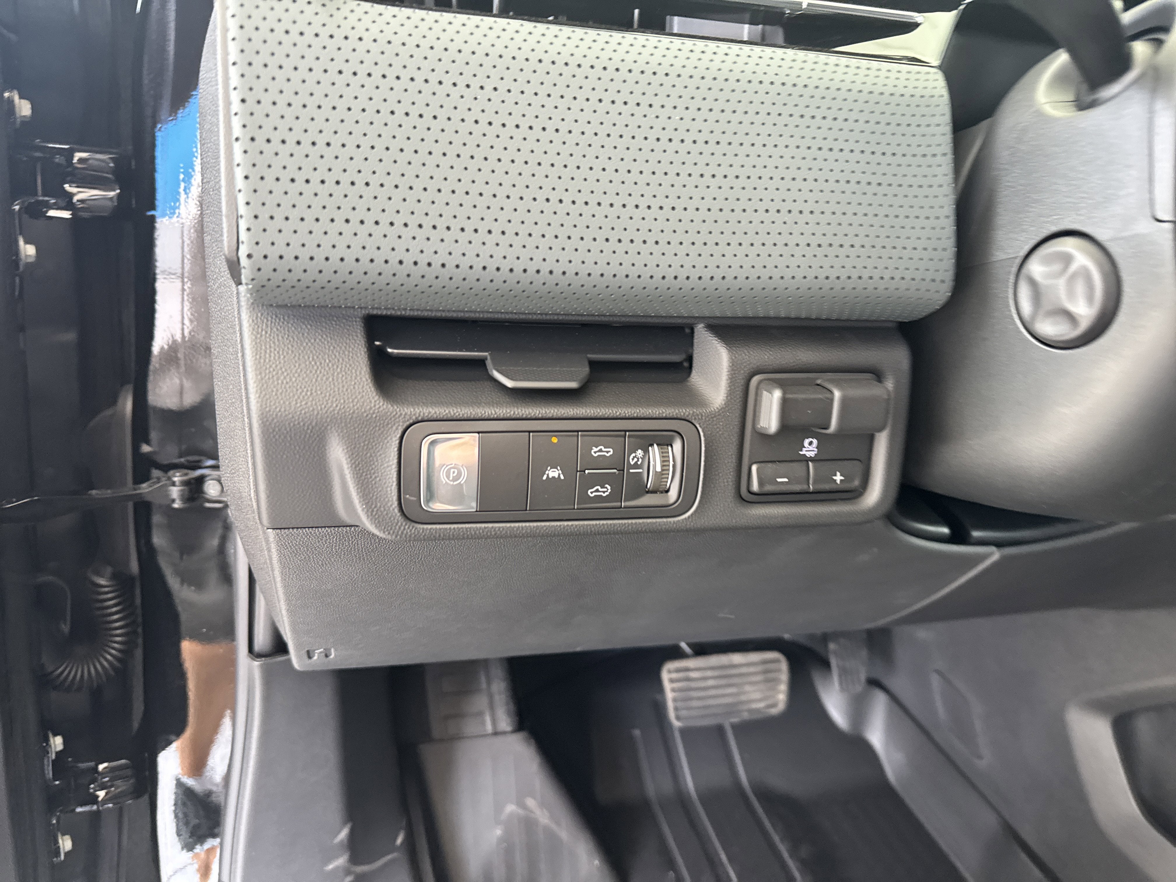 2026 GMC Sierra EV AT4 Max Range