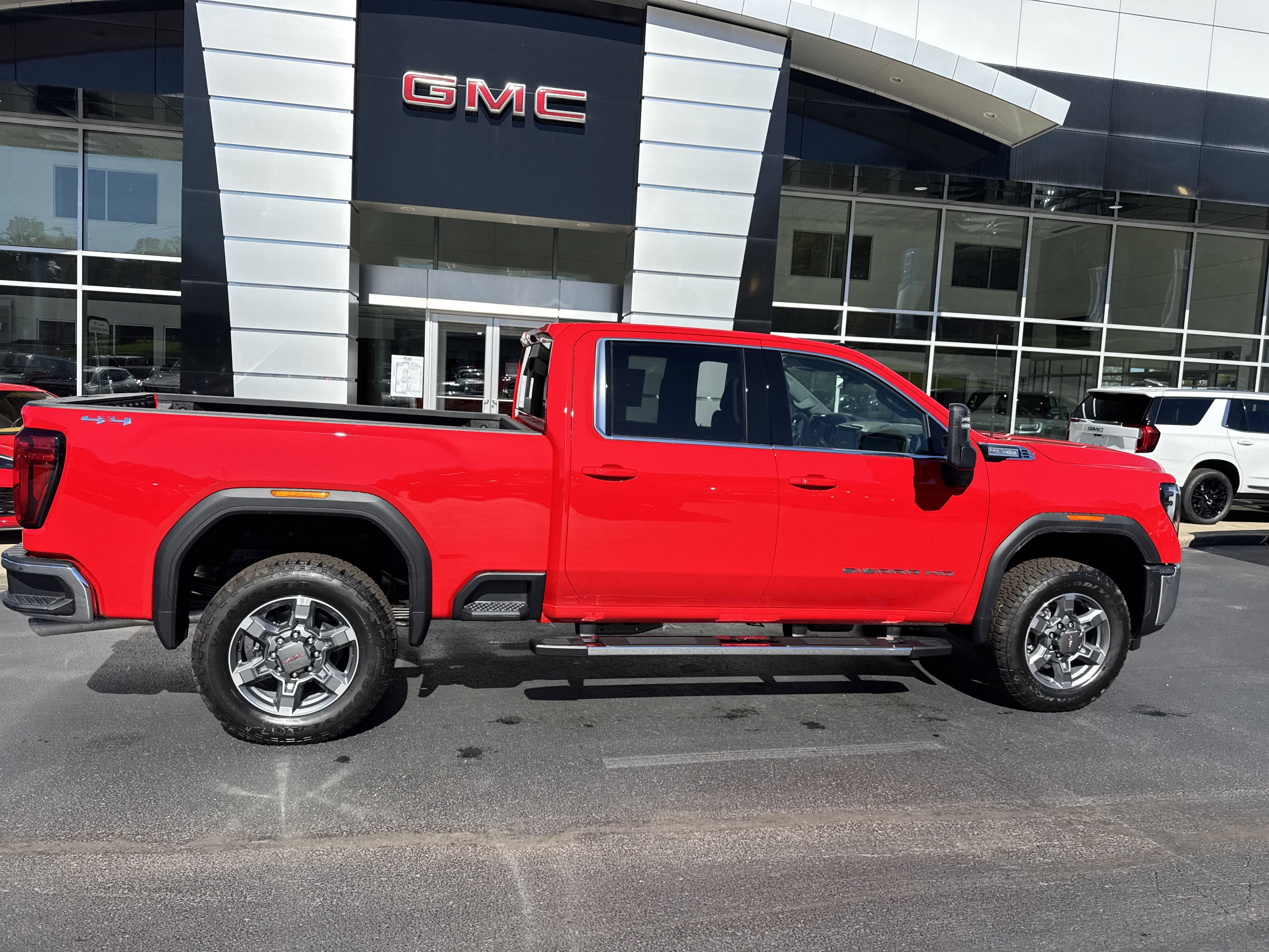 2026 GMC Sierra 2500 HD SLE