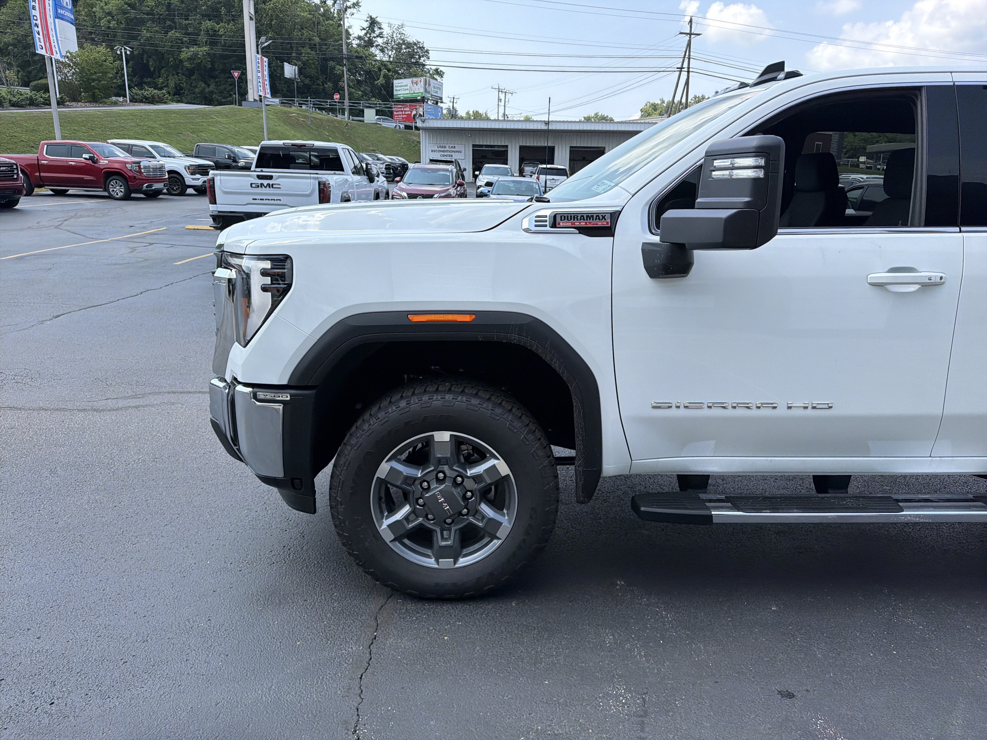 2026 GMC Sierra 2500 HD SLE