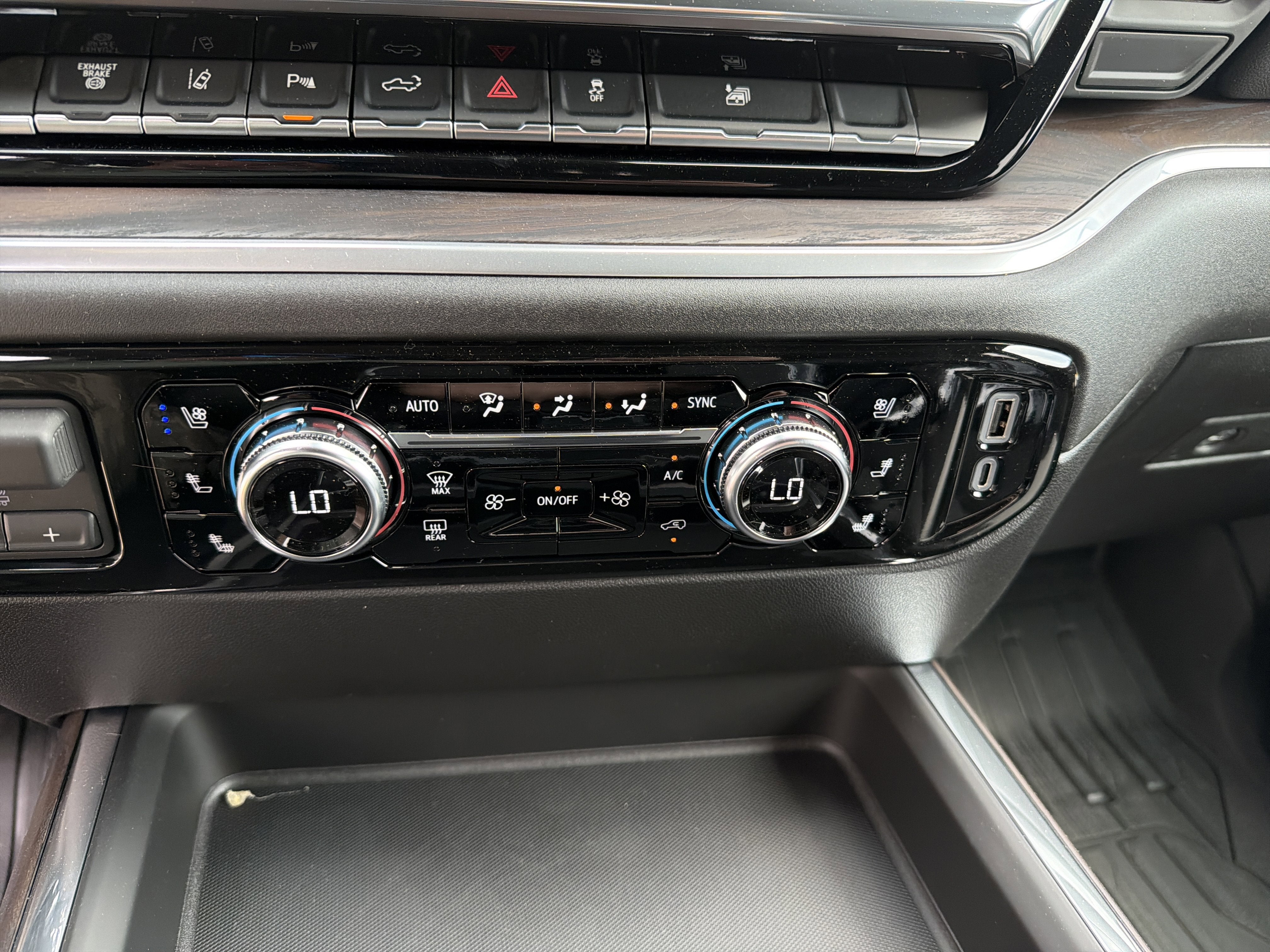 2026 GMC Sierra 3500 HD SLT DRW