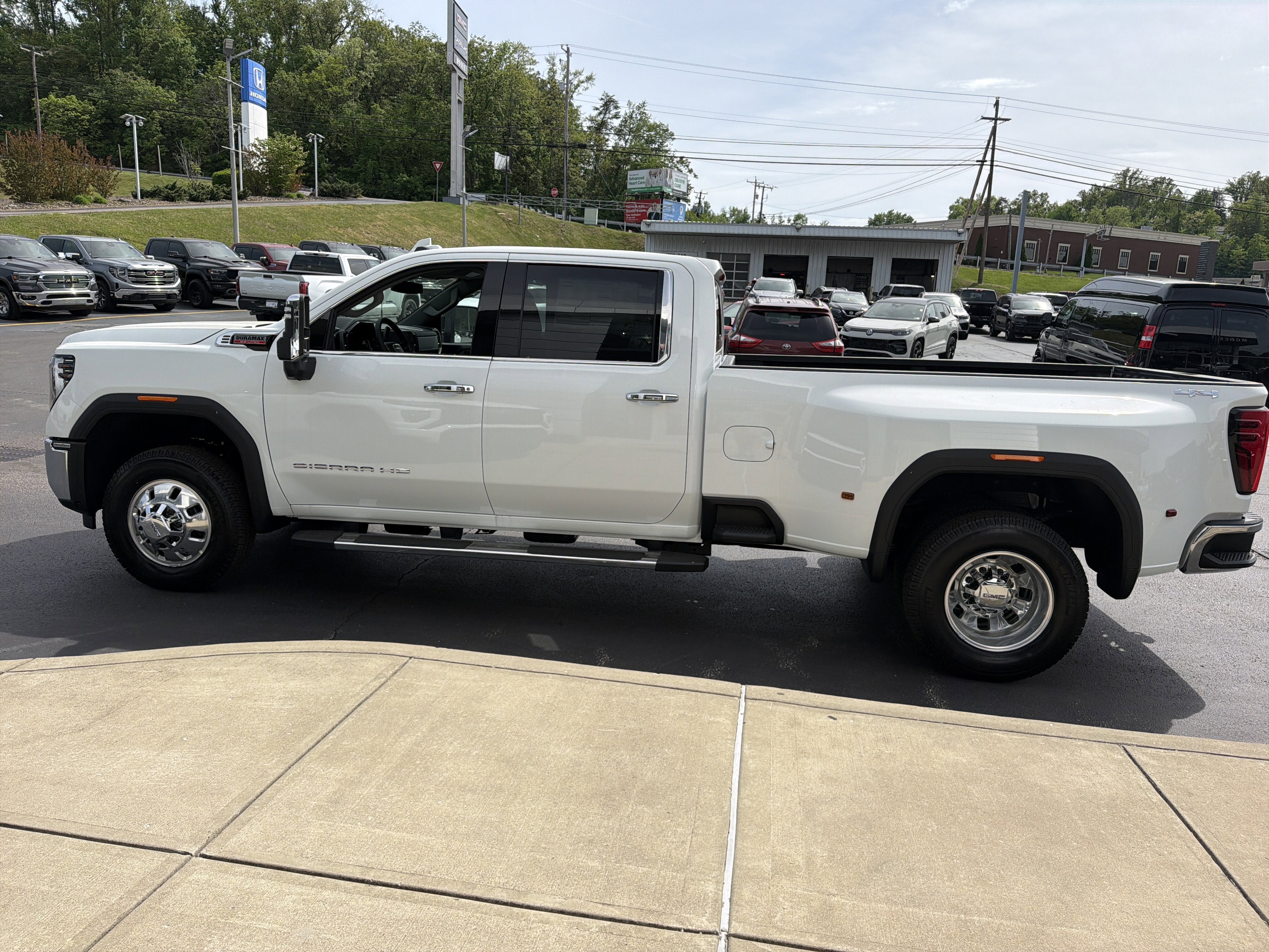 2026 GMC Sierra 3500 HD SLT DRW