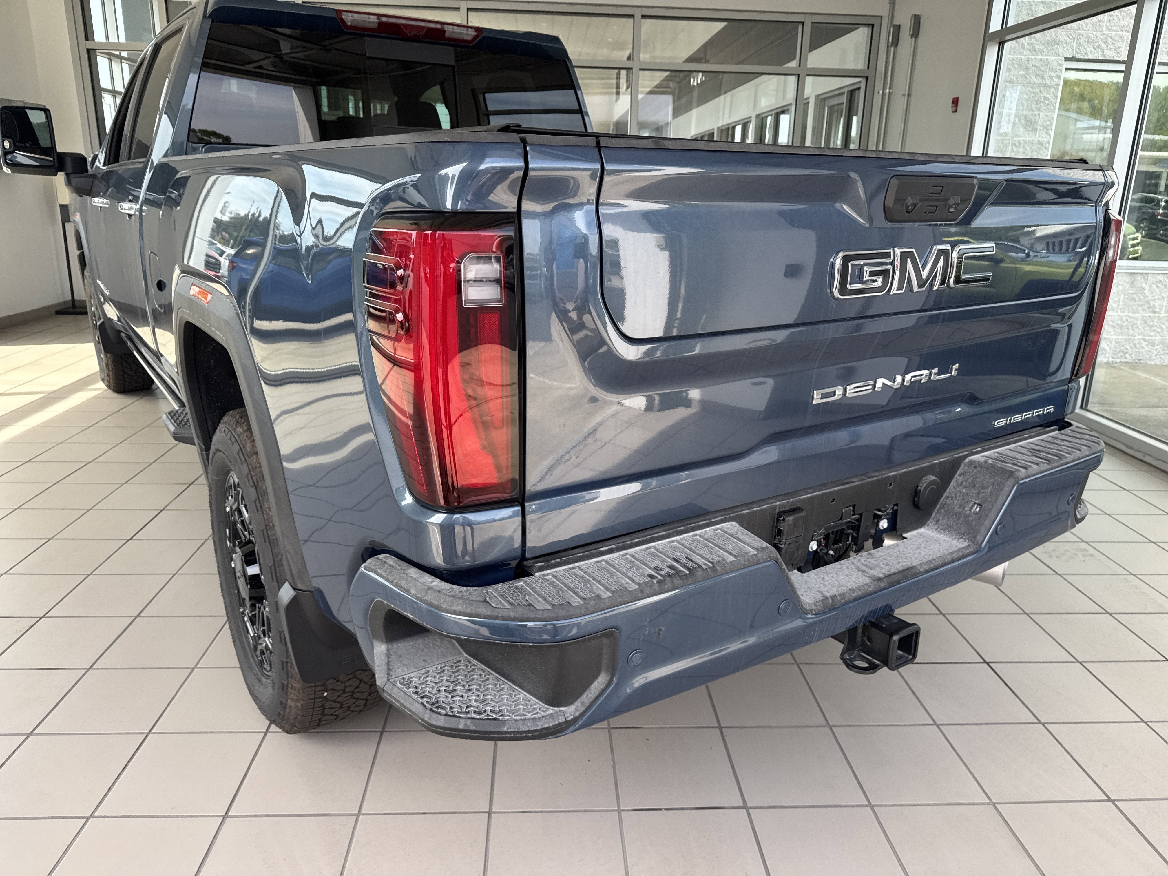 2025 GMC Sierra 2500 HD Denali Ultimate