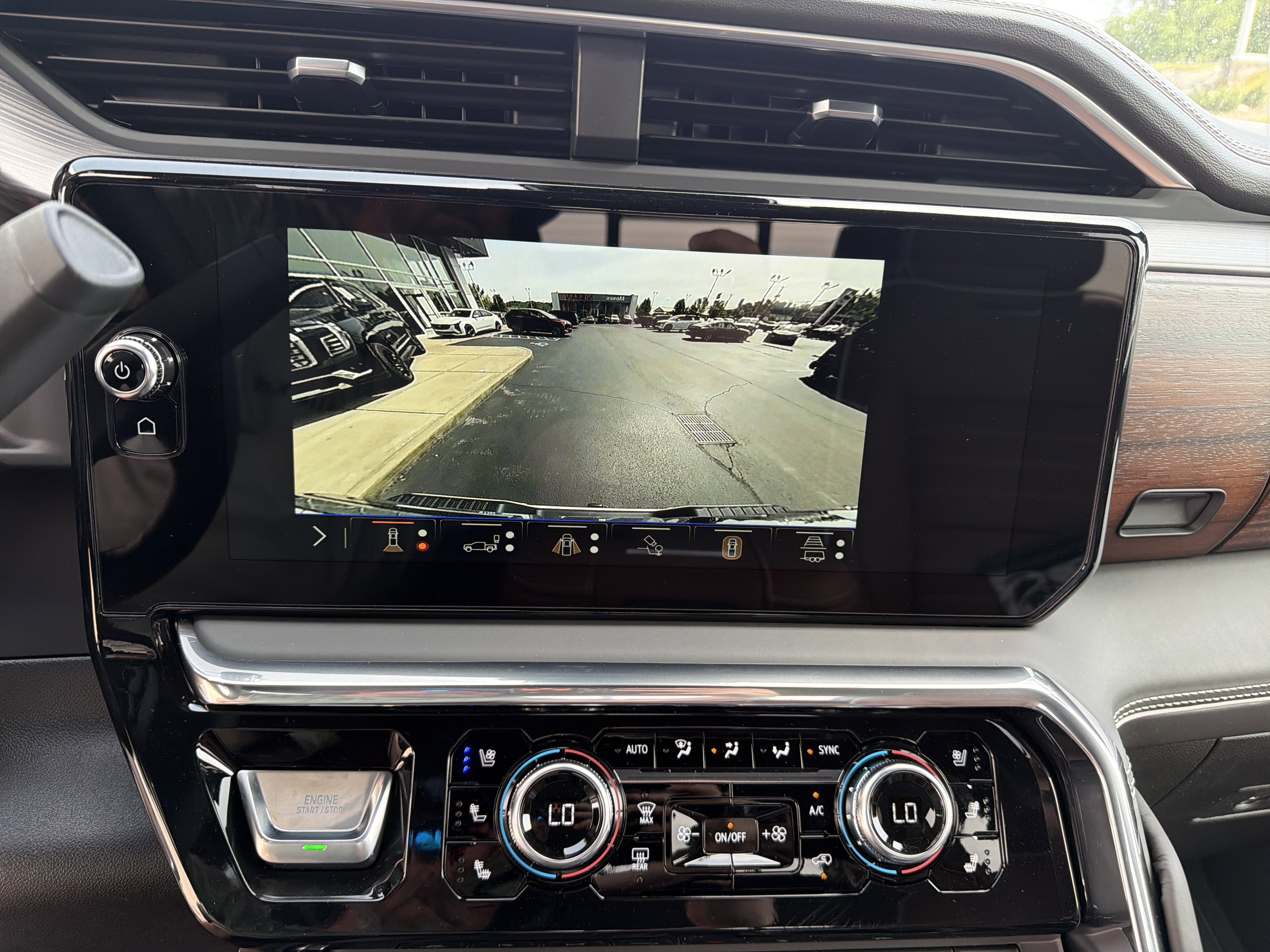 2026 GMC Sierra 3500 HD Denali Ultimate DRW