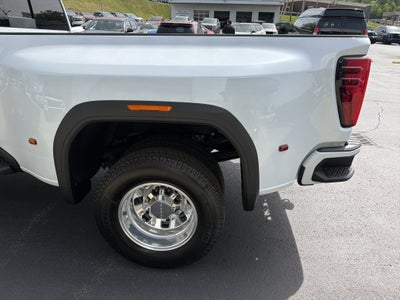 2026 GMC Sierra 3500 HD Denali Ultimate DRW