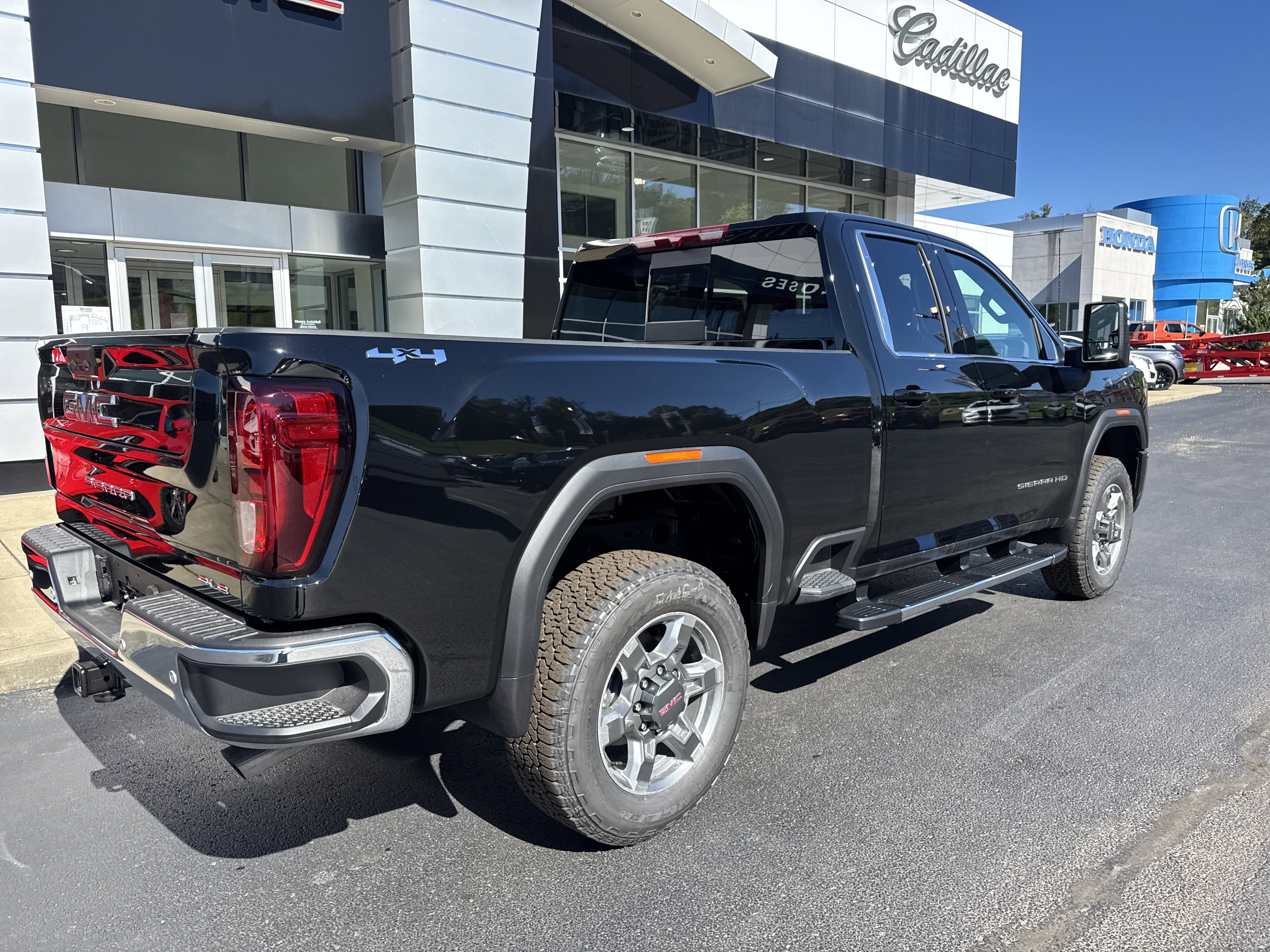 2026 GMC Sierra 2500 HD SLE