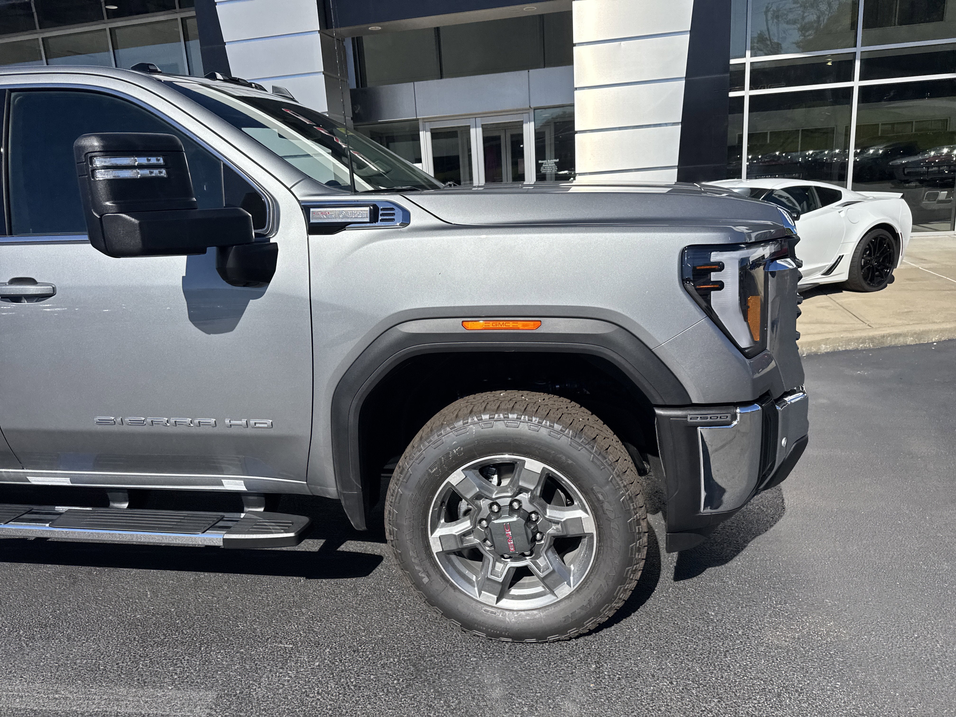 2026 GMC Sierra 2500 HD SLE