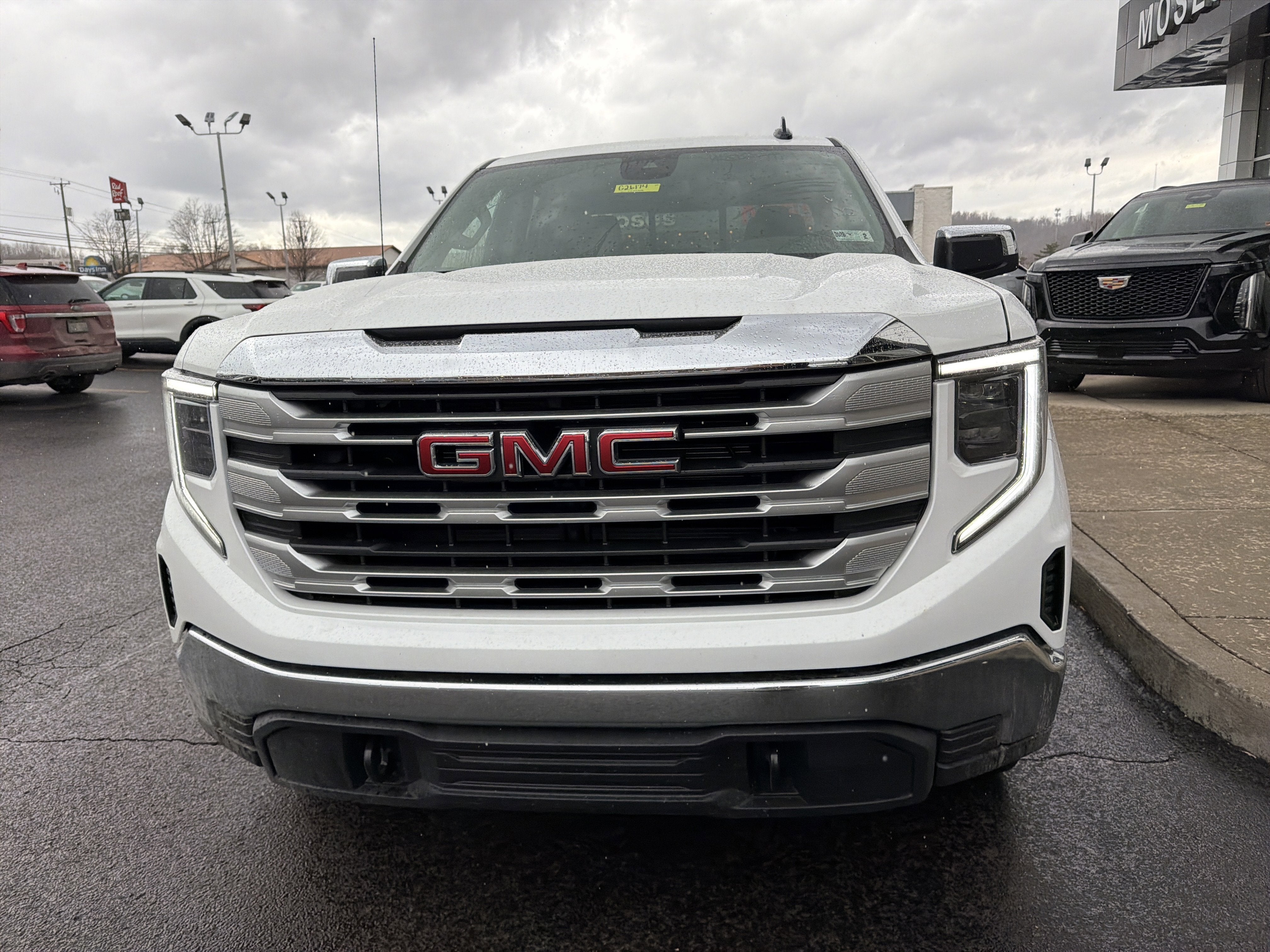 2026 GMC Sierra 1500 SLE