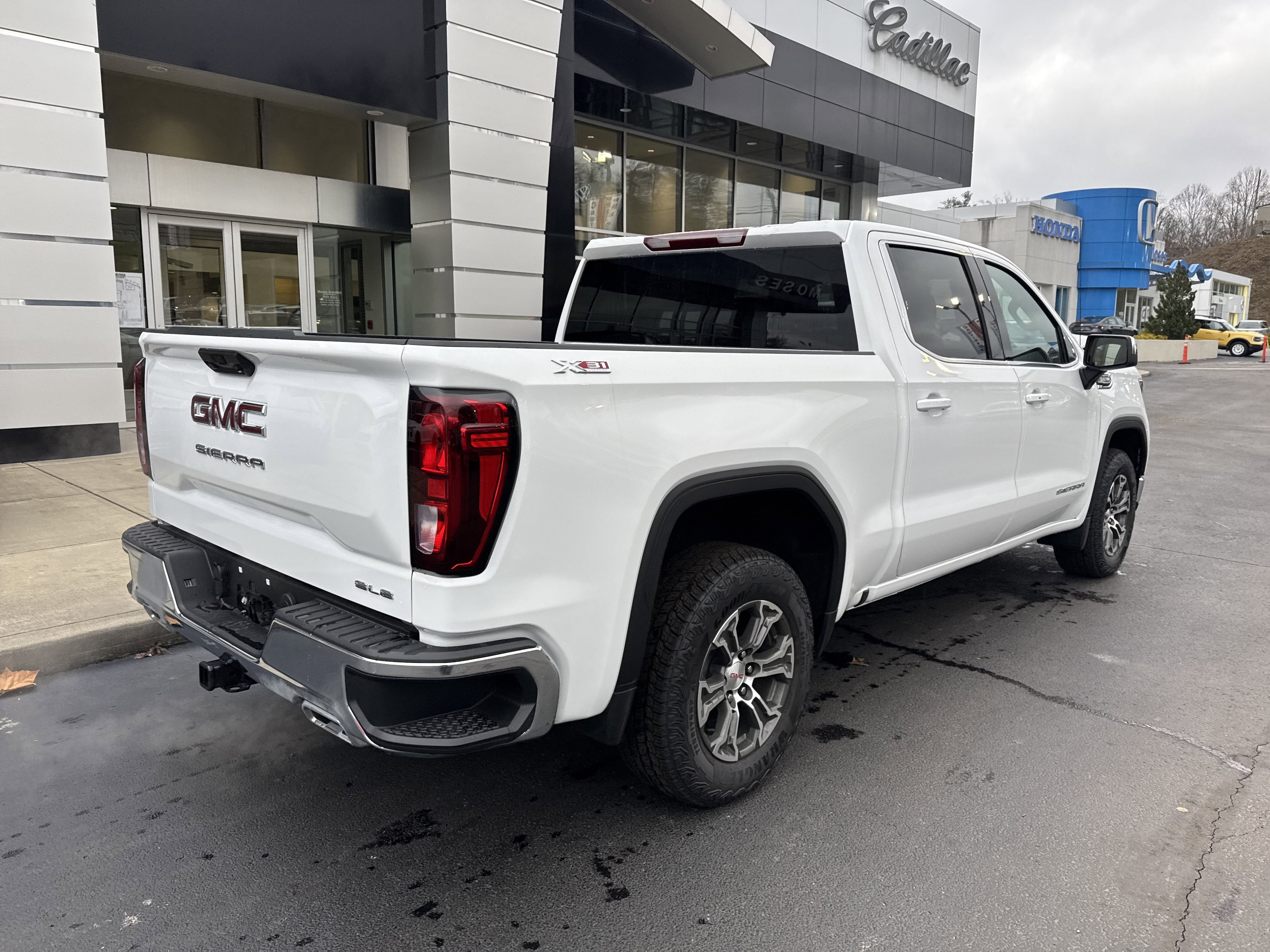 2026 GMC Sierra 1500 SLE
