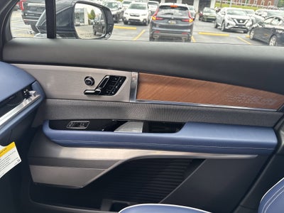 2026 Cadillac VISTIQ Premium Luxury