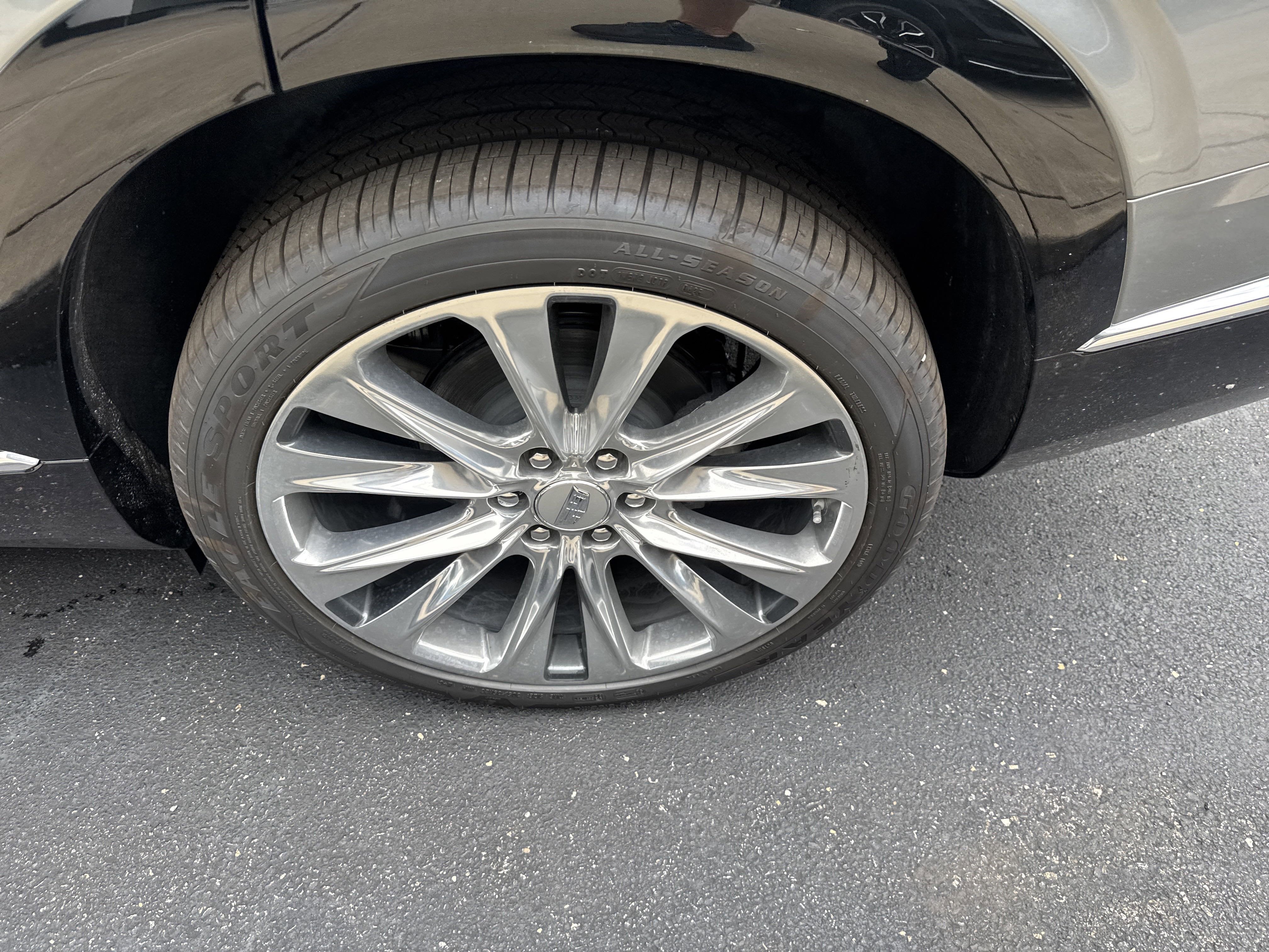 2026 Cadillac VISTIQ Premium Luxury