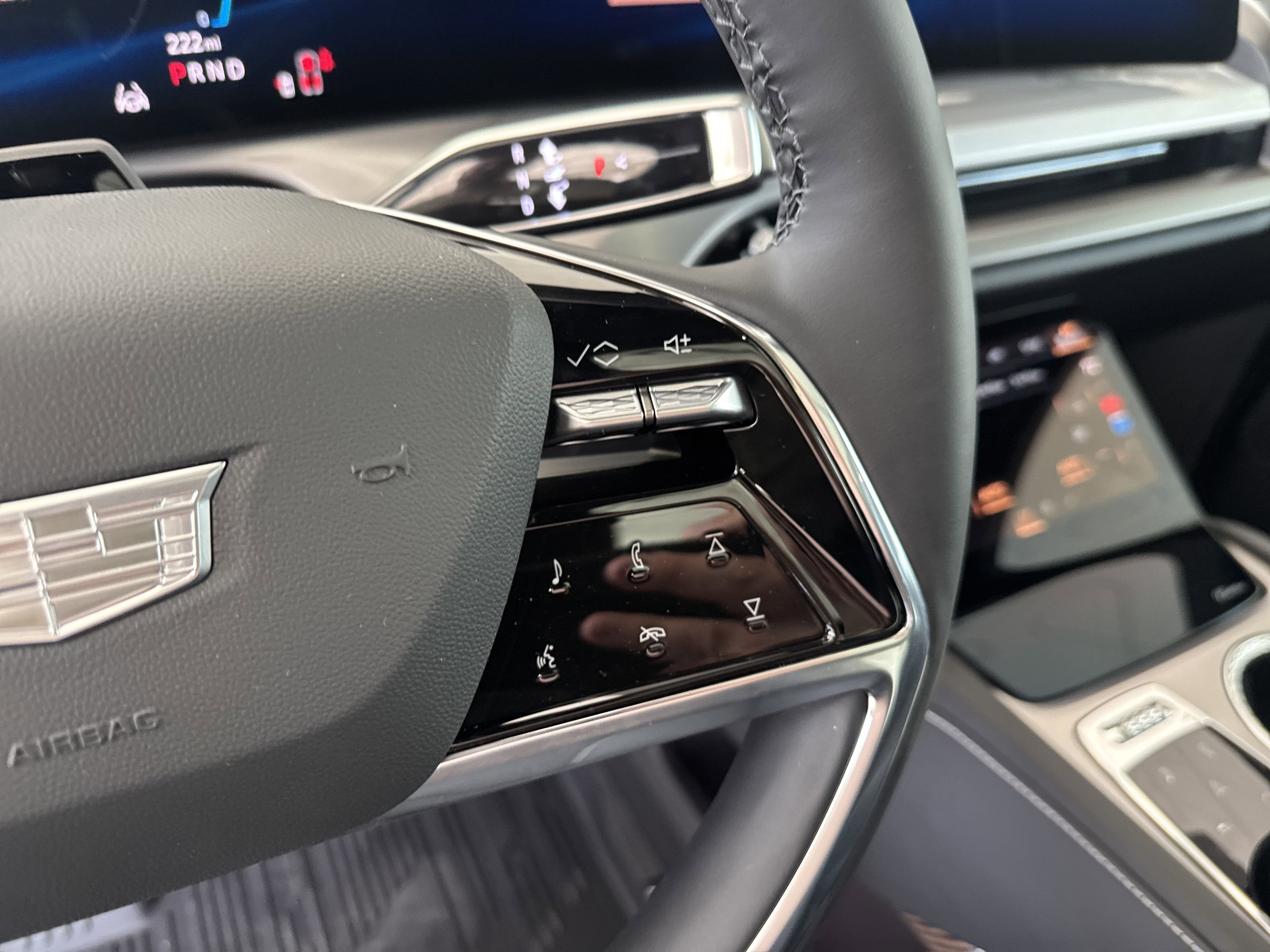 2026 Cadillac VISTIQ Sport