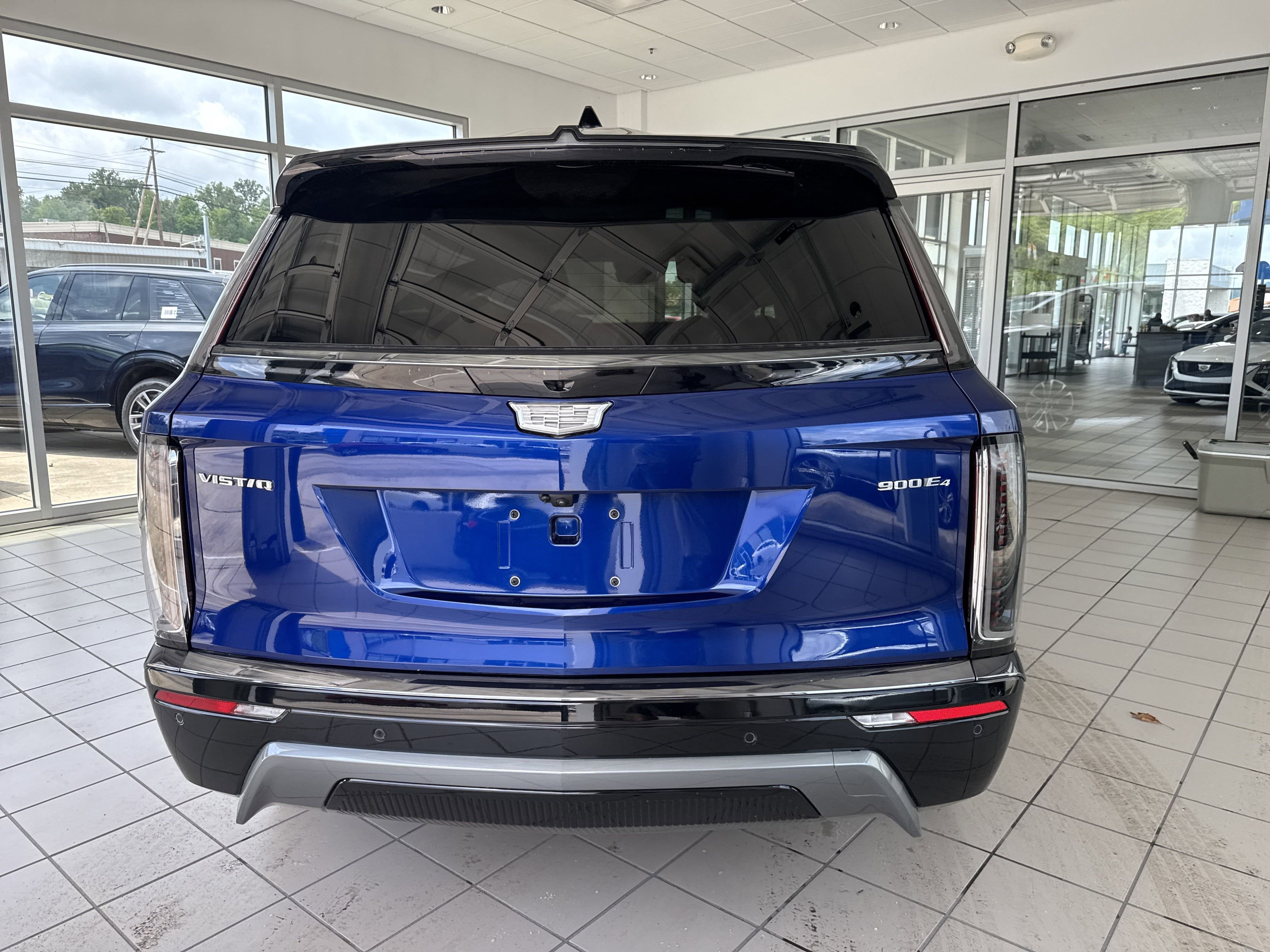 2026 Cadillac VISTIQ Sport