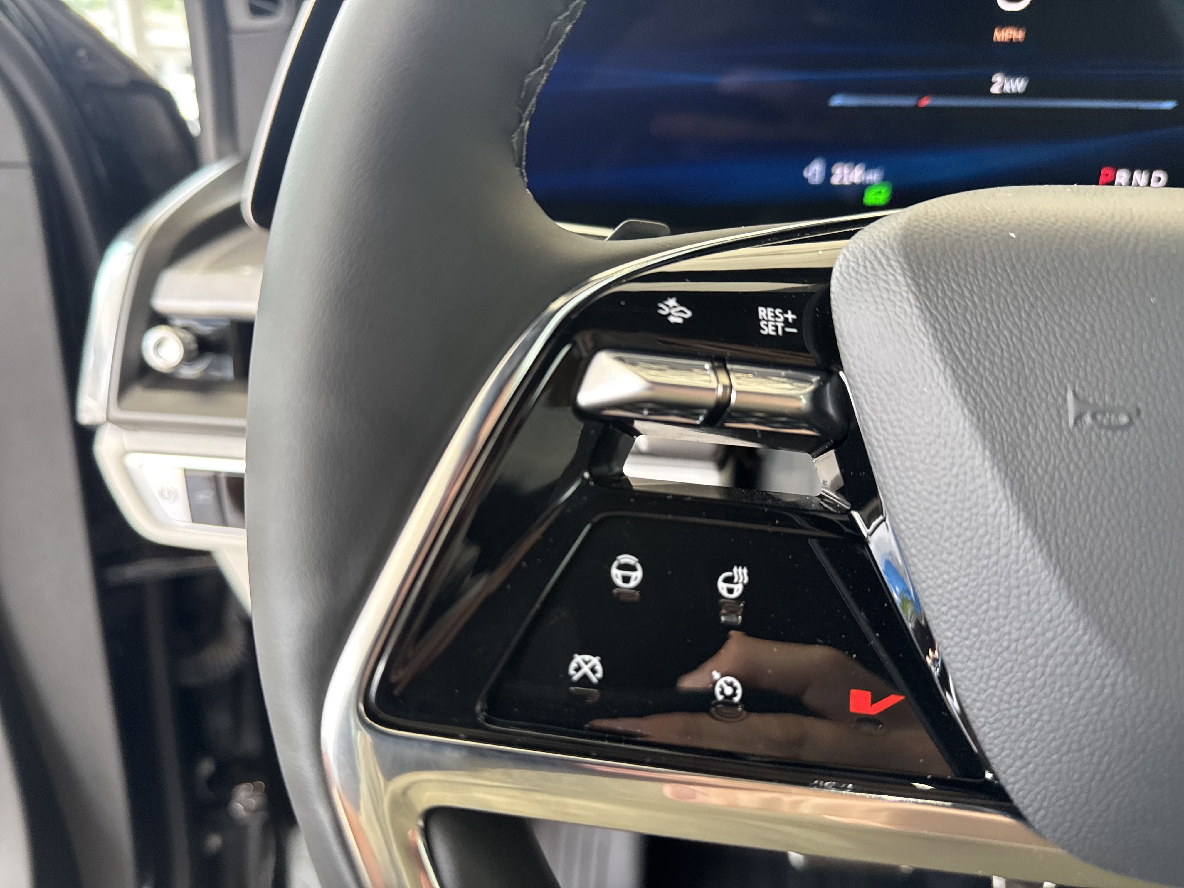 2026 Cadillac VISTIQ Sport