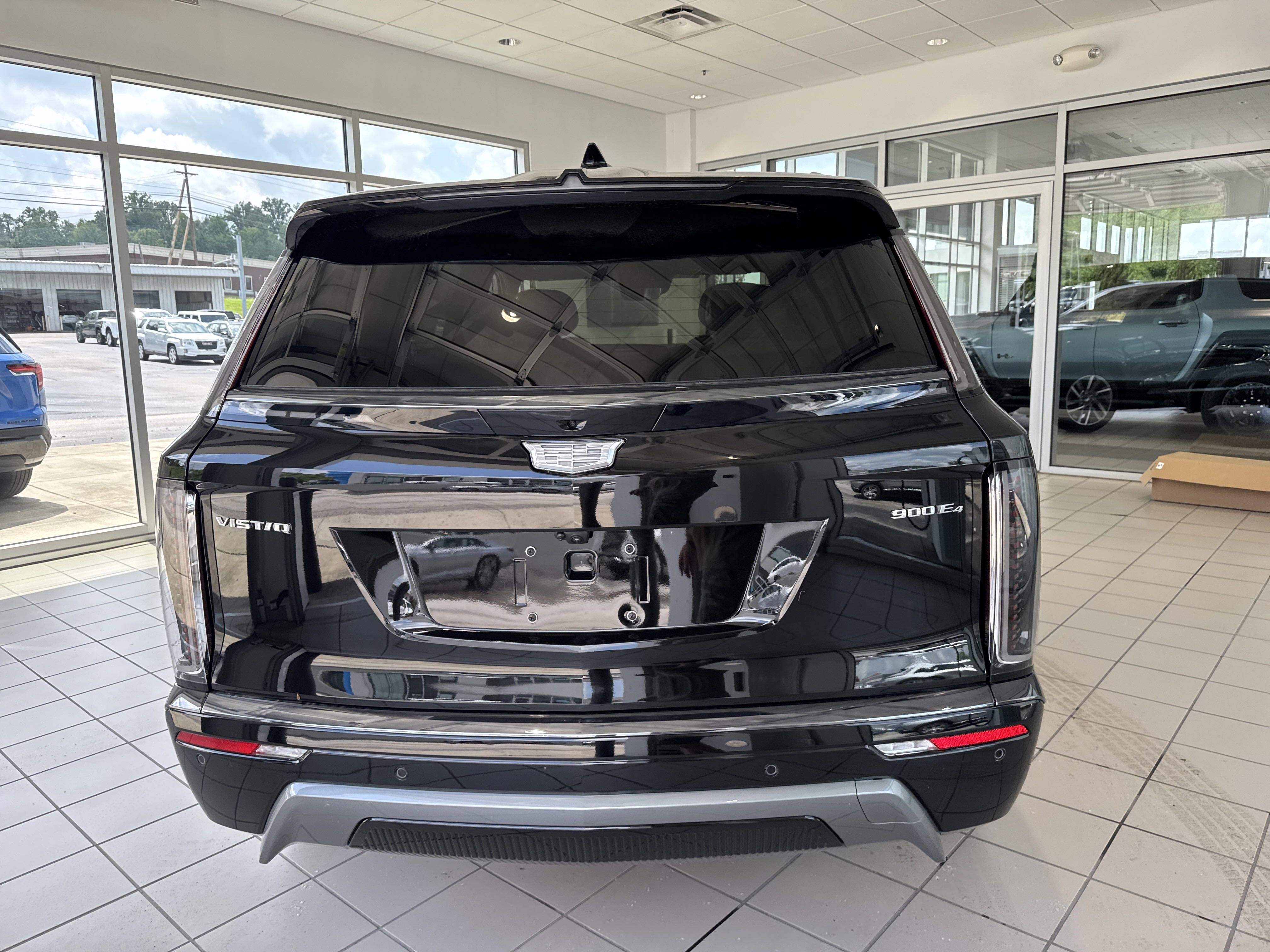 2026 Cadillac VISTIQ Sport