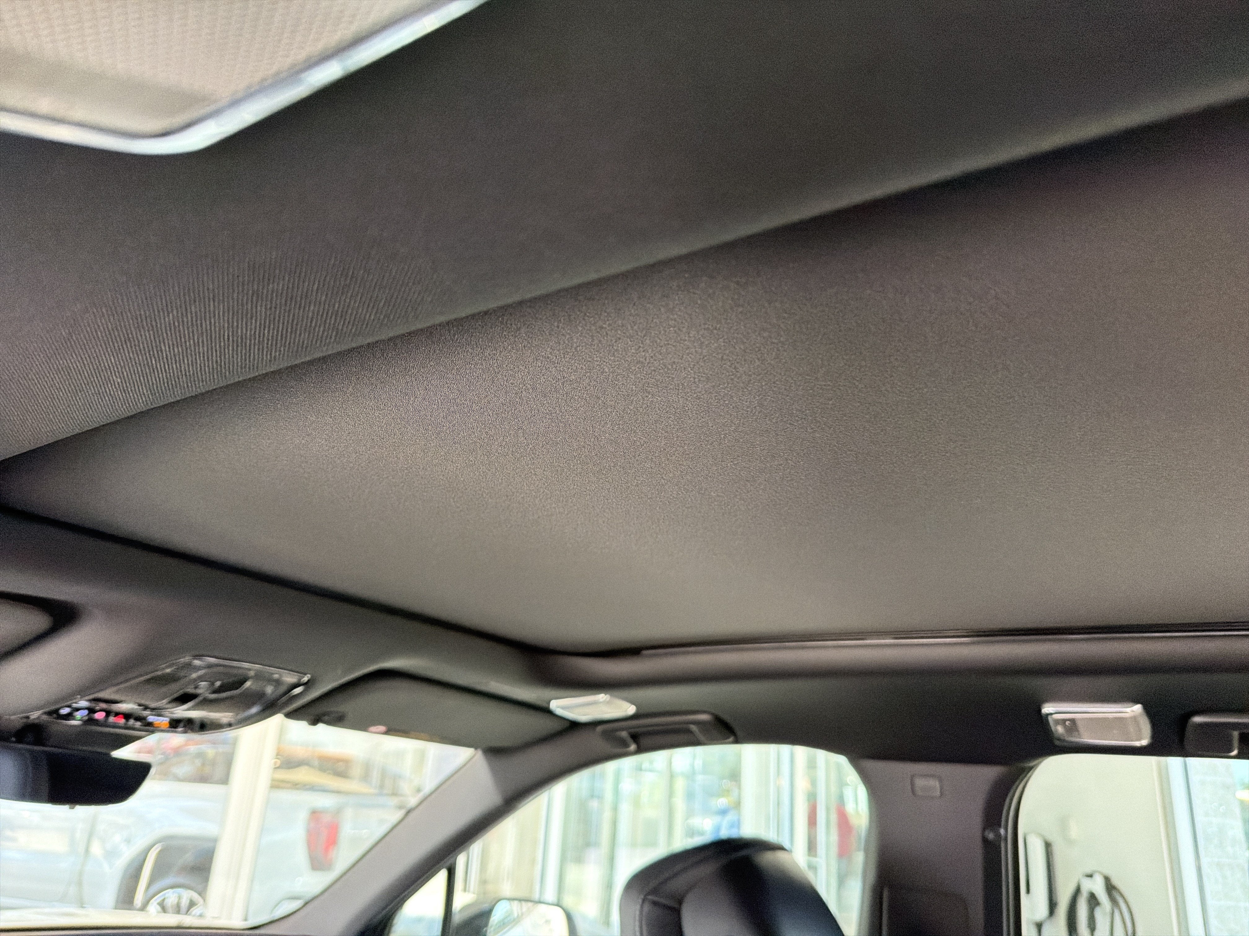 2027 Cadillac VISTIQ Sport