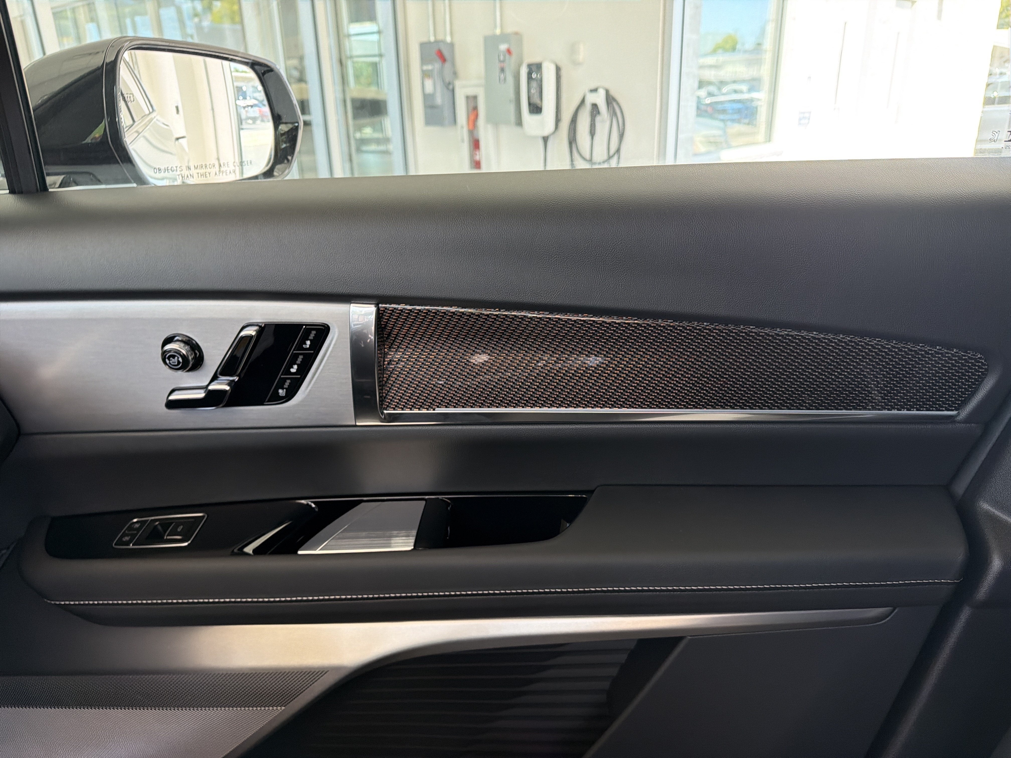 2027 Cadillac VISTIQ Sport