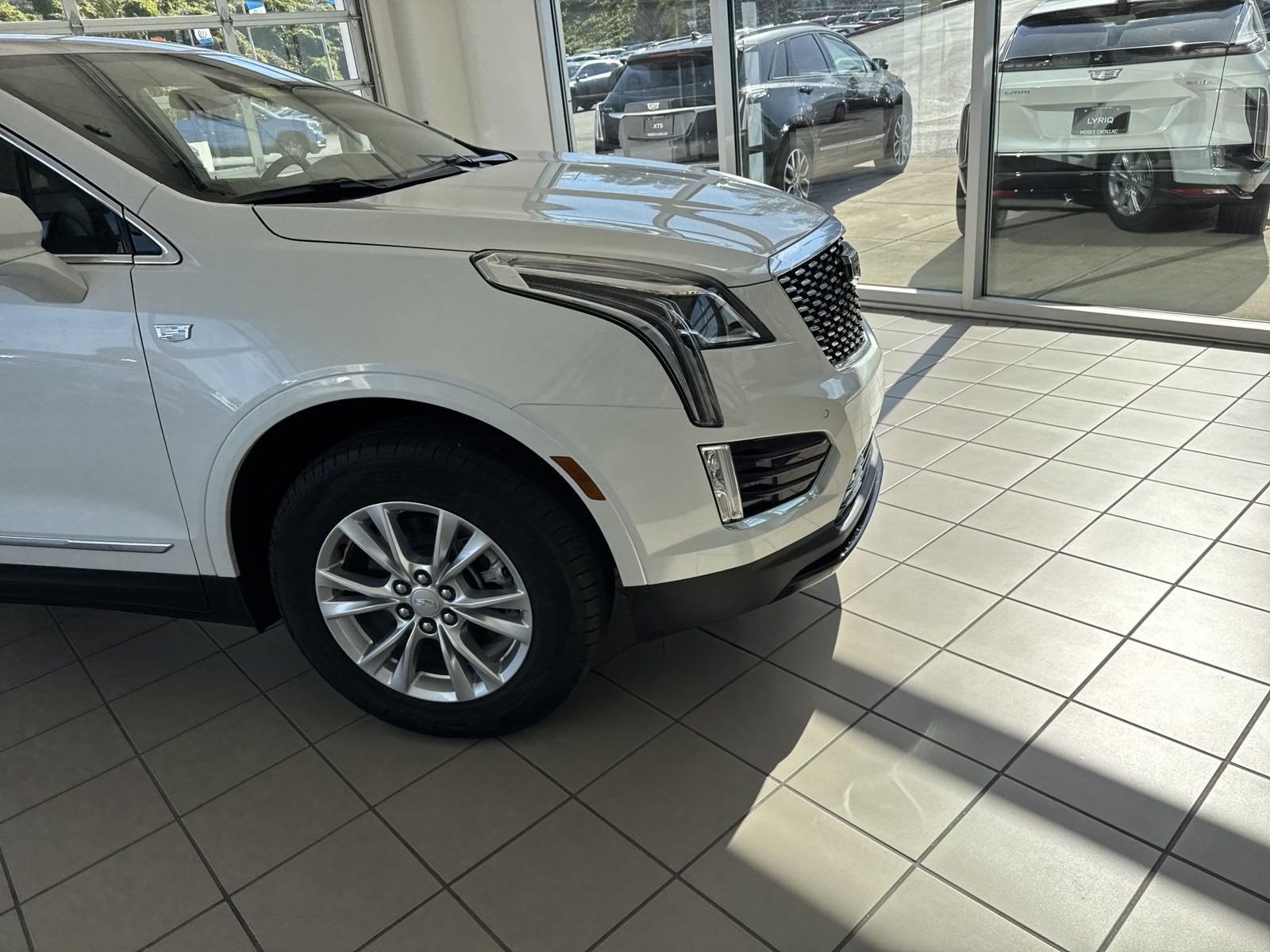 2025 Cadillac XT5 Luxury
