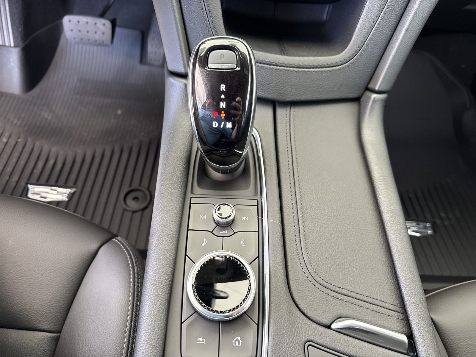 2025 Cadillac XT5 Luxury