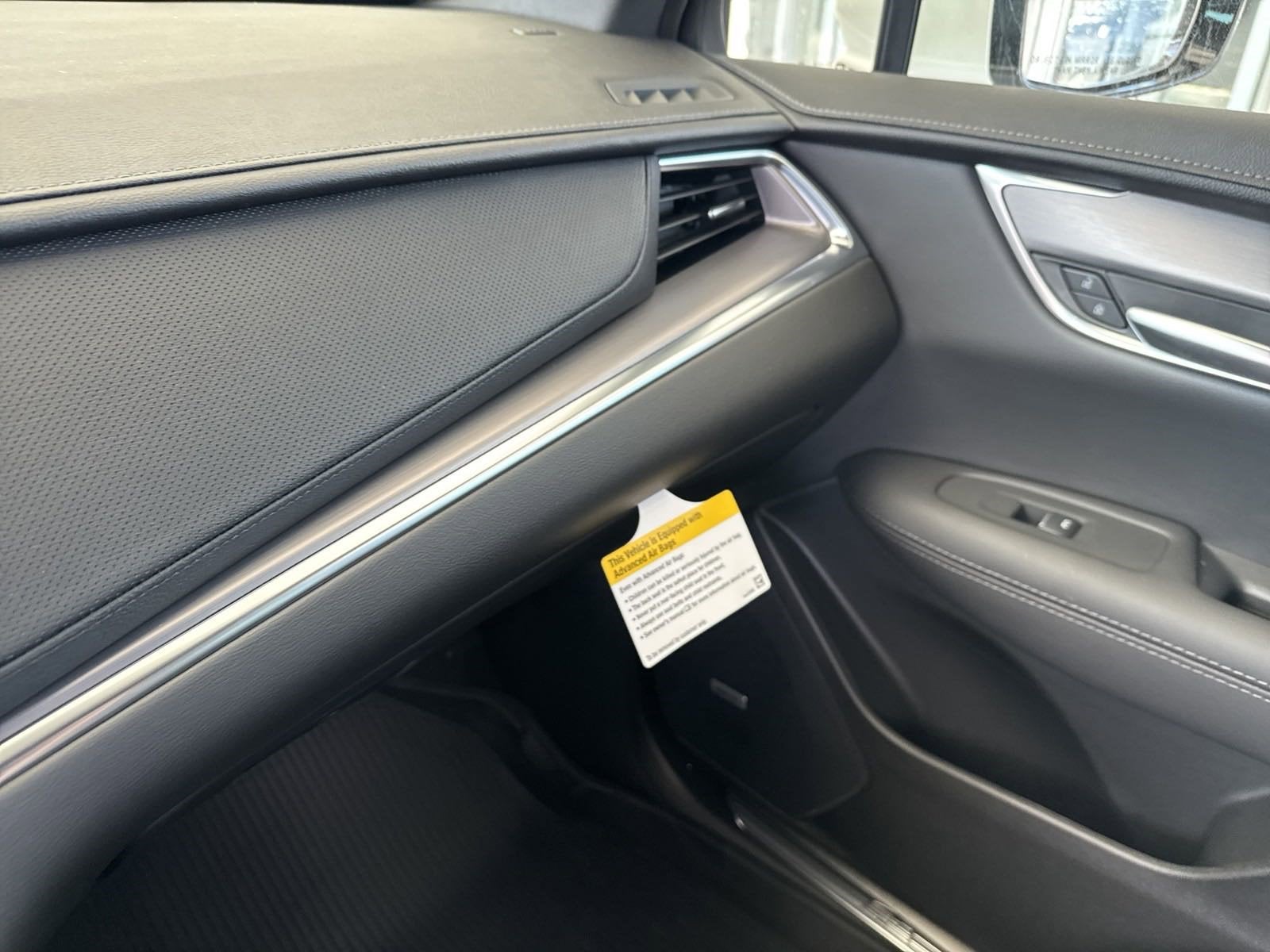 2025 Cadillac XT5 Luxury