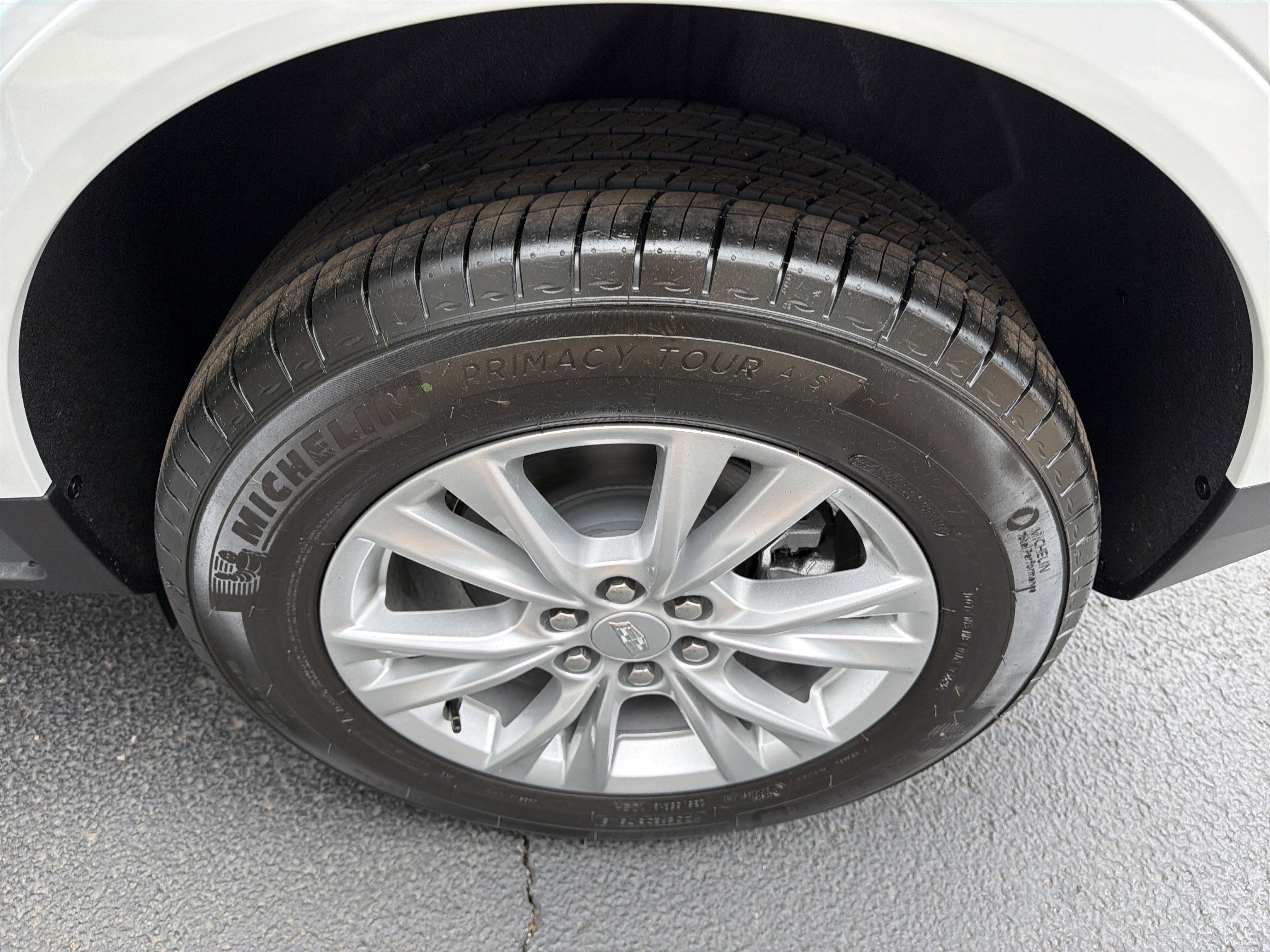 2026 Cadillac XT5 Luxury