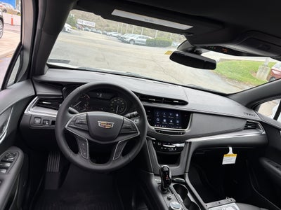 2026 Cadillac XT5 Luxury