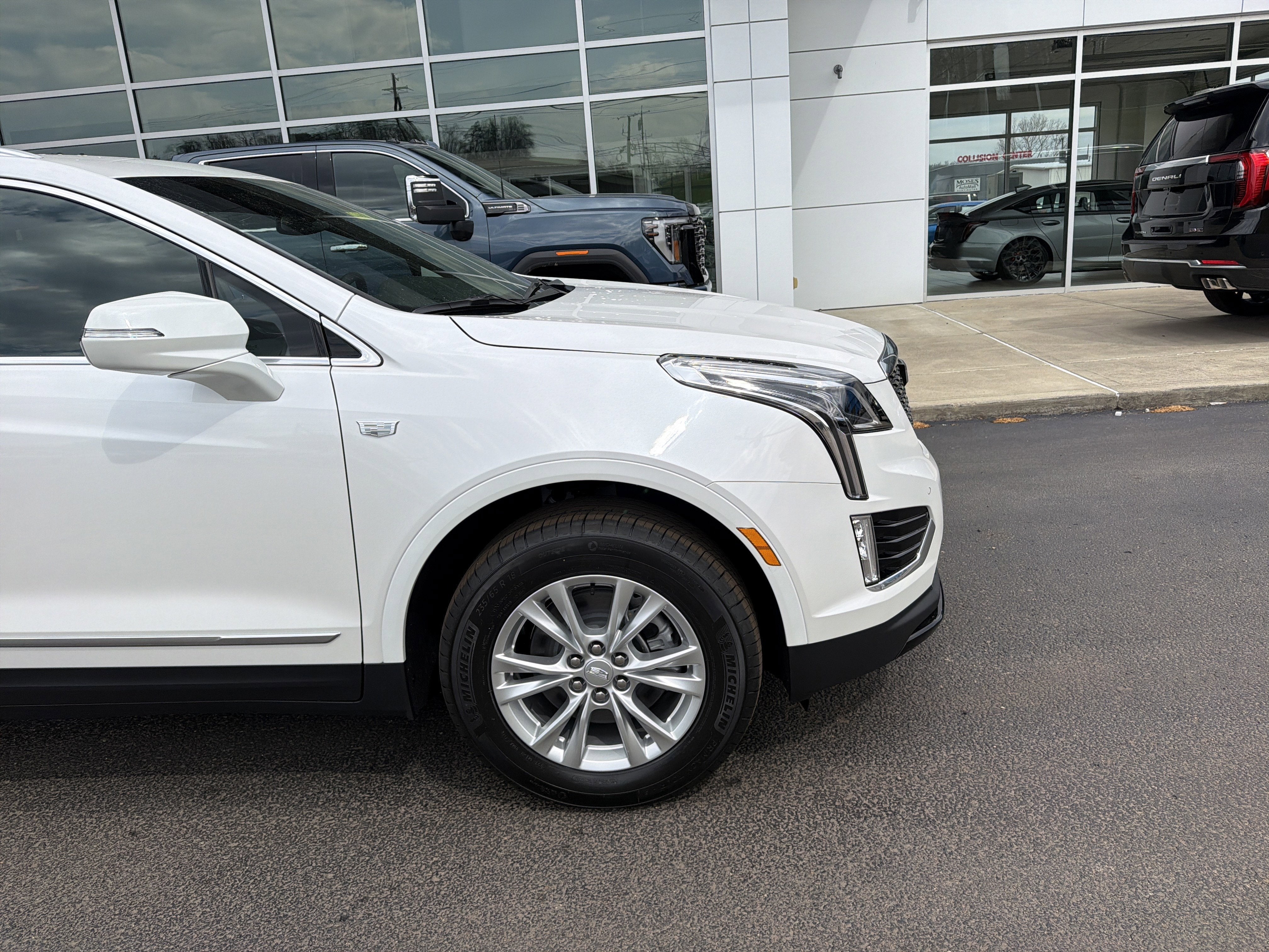 2026 Cadillac XT5 Luxury