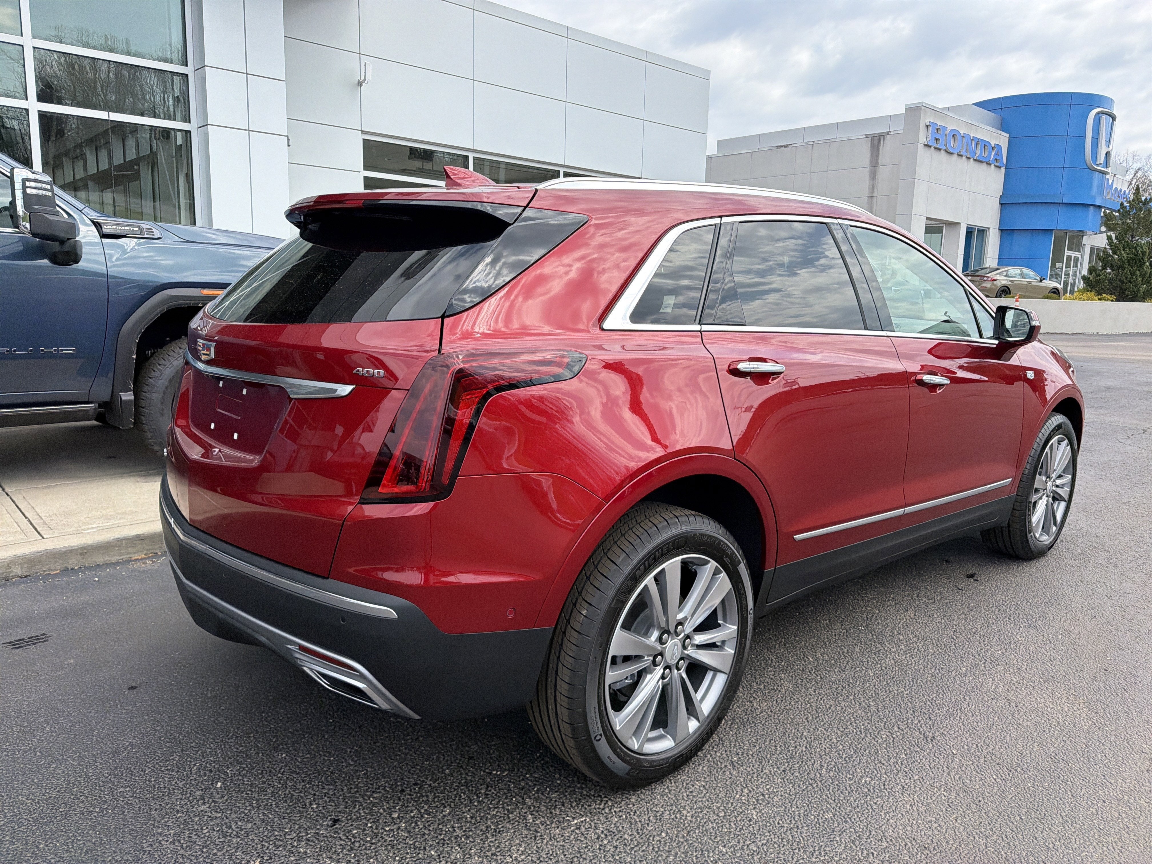 2026 Cadillac XT5 Premium Luxury