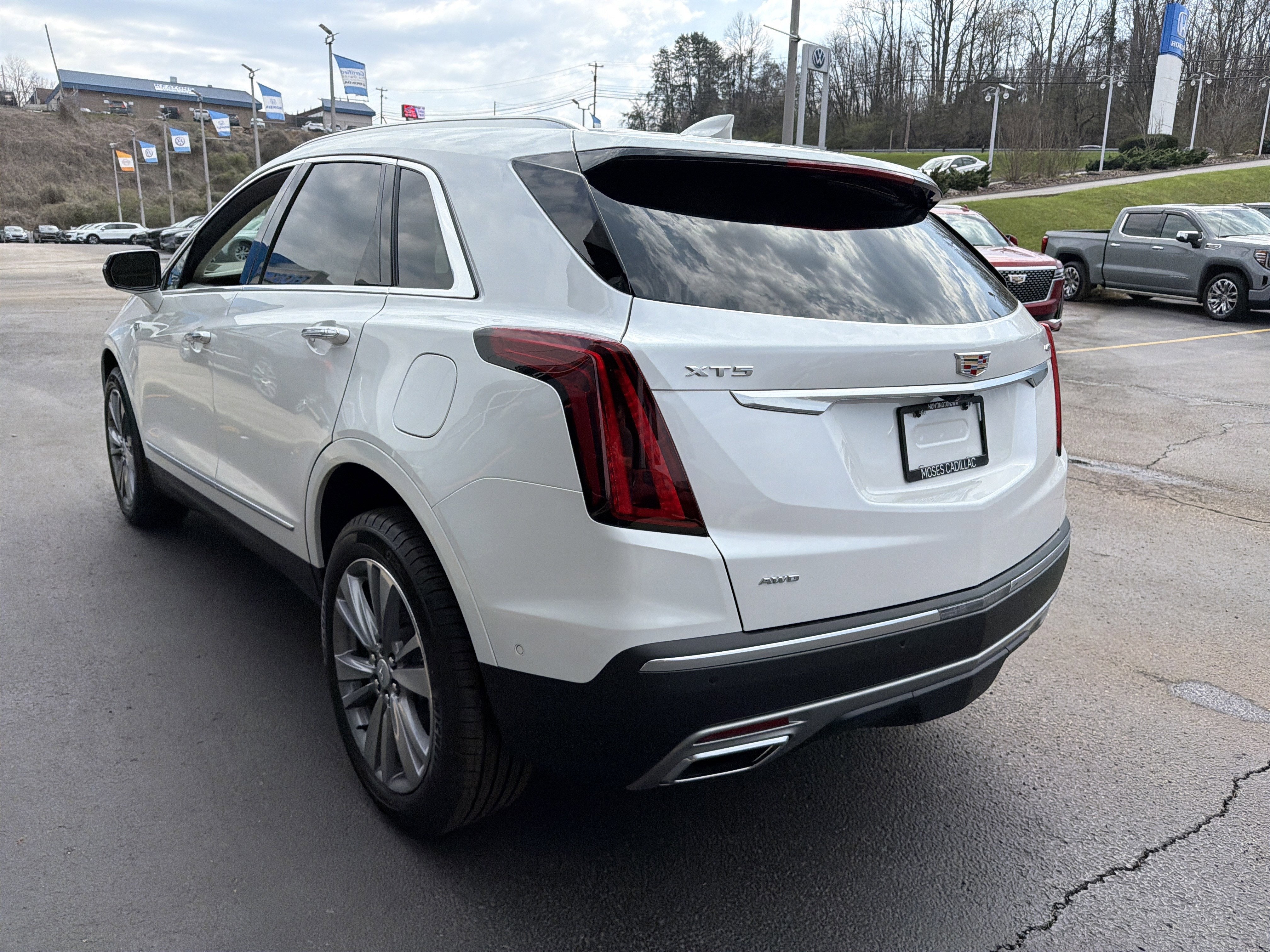 2026 Cadillac XT5 Premium Luxury