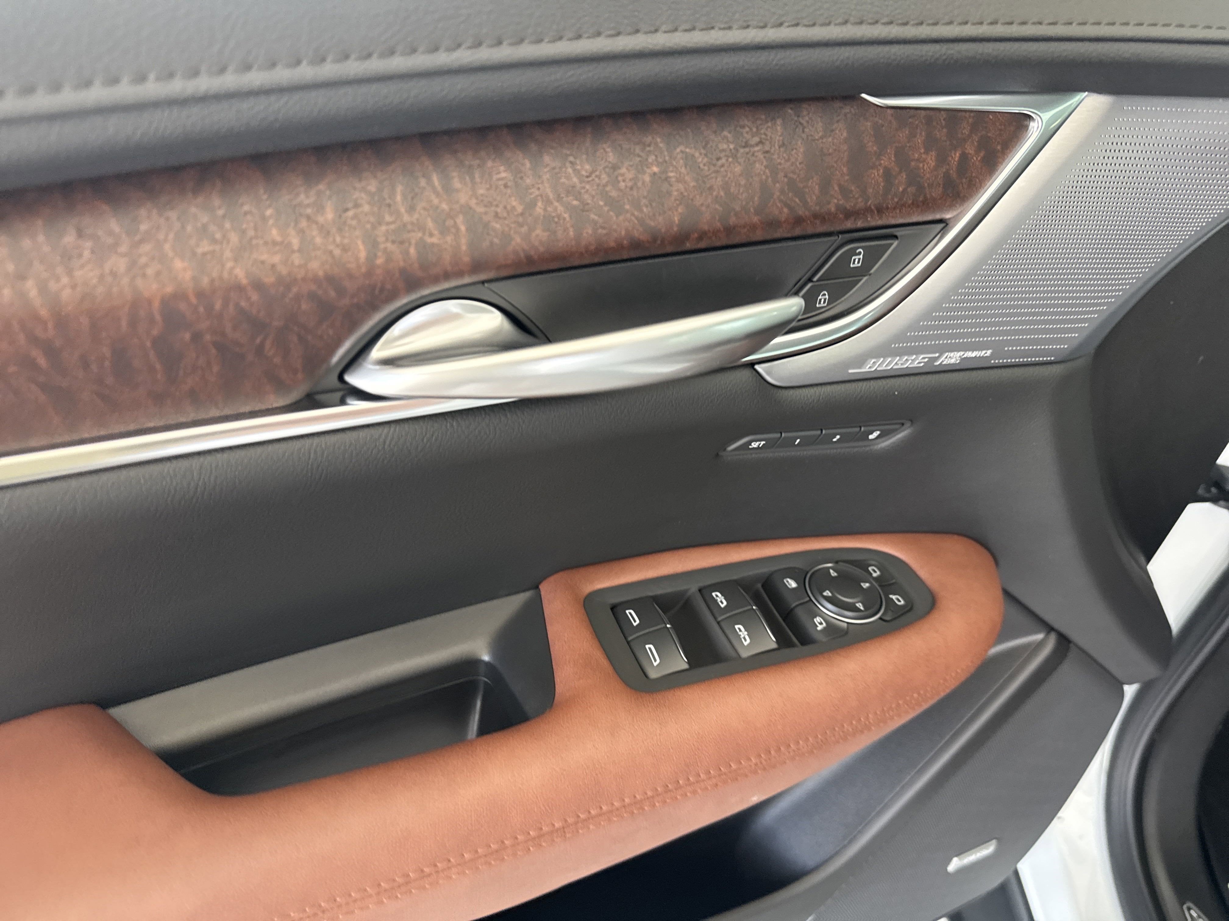 2025 Cadillac XT5 Sport