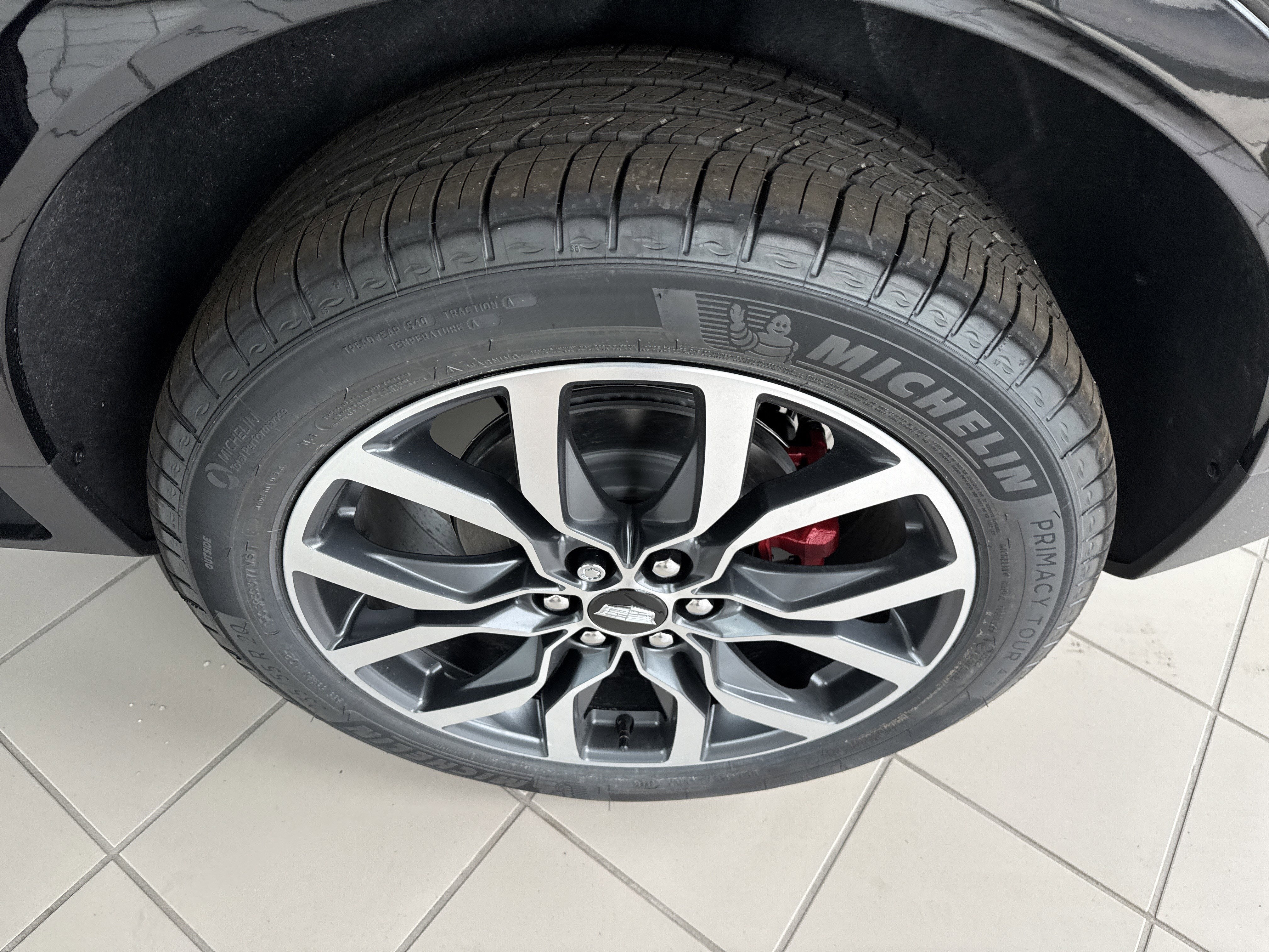 2025 Cadillac XT5 Sport