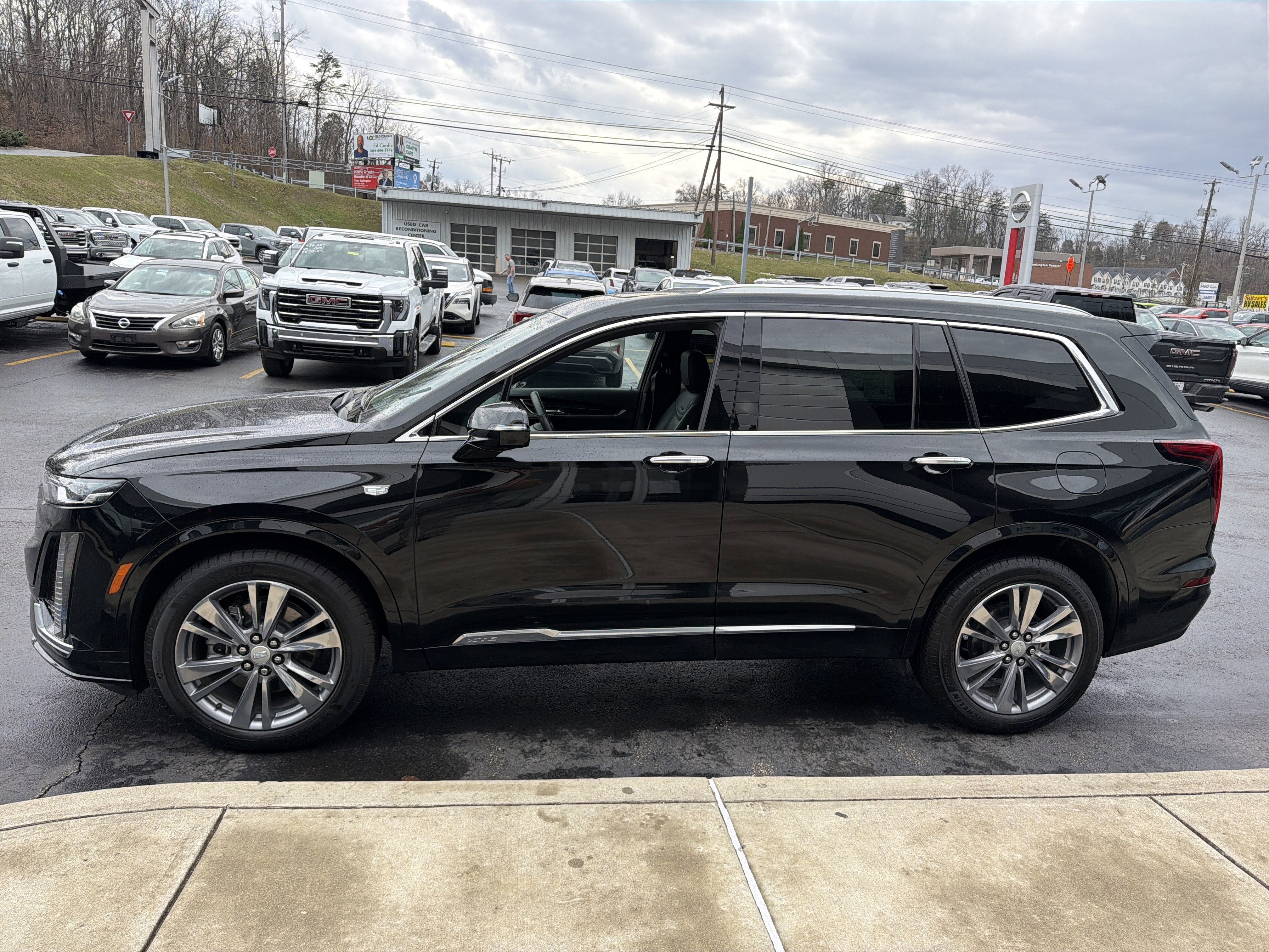 2025 Cadillac XT6 Premium Luxury