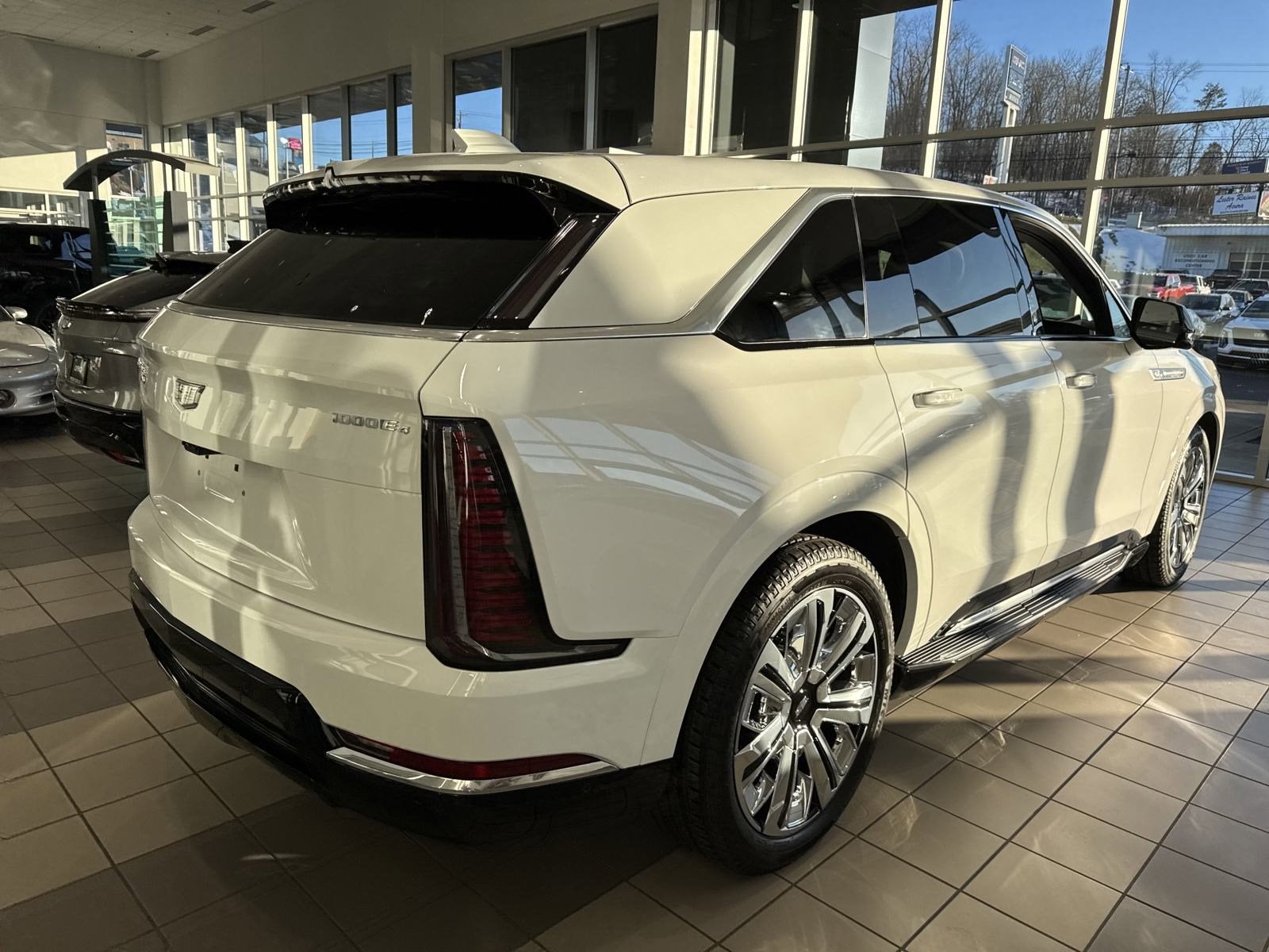 2025 Cadillac ESCALADE IQ Luxury 1