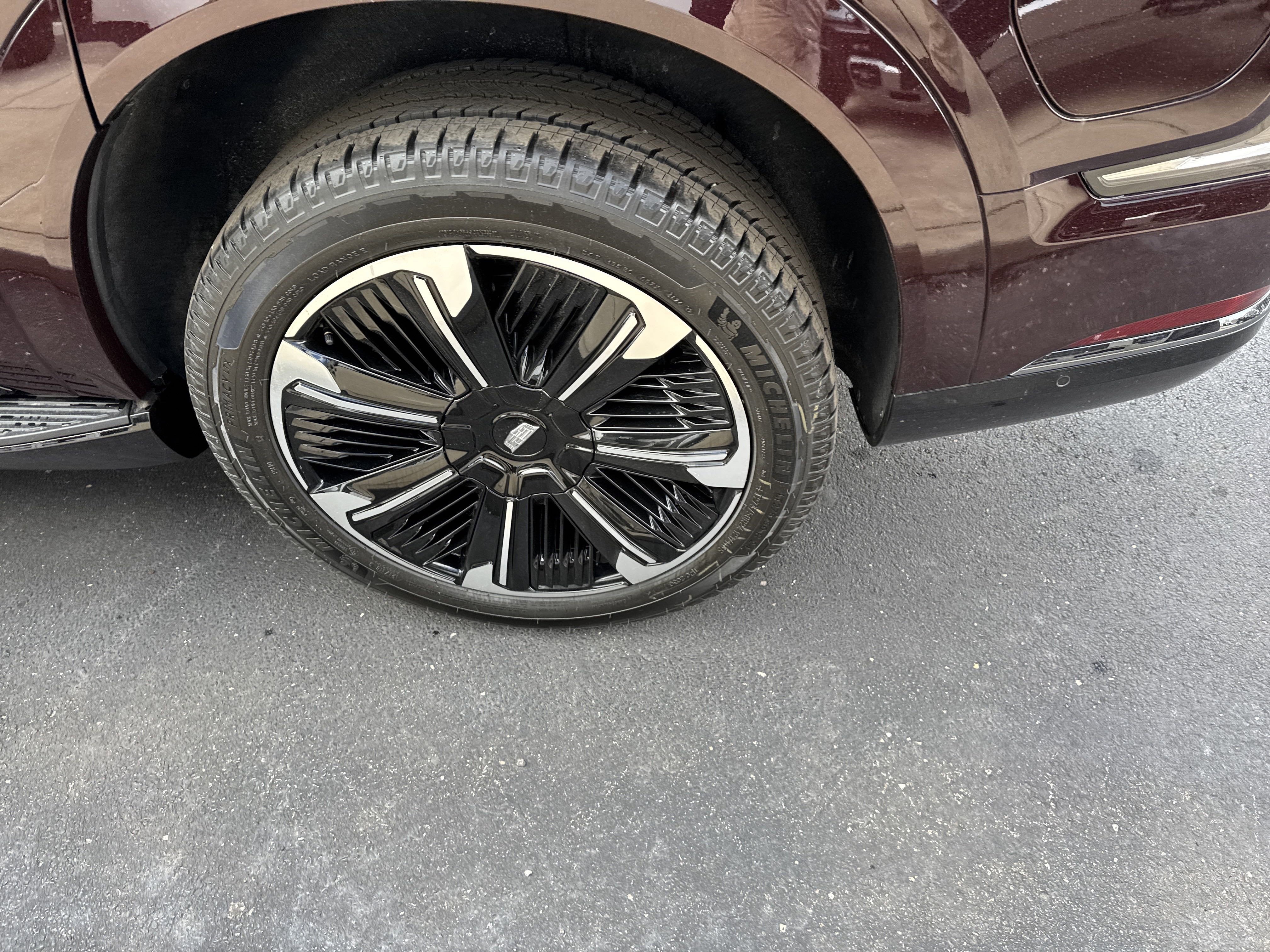 2025 Cadillac ESCALADE IQ Sport 2