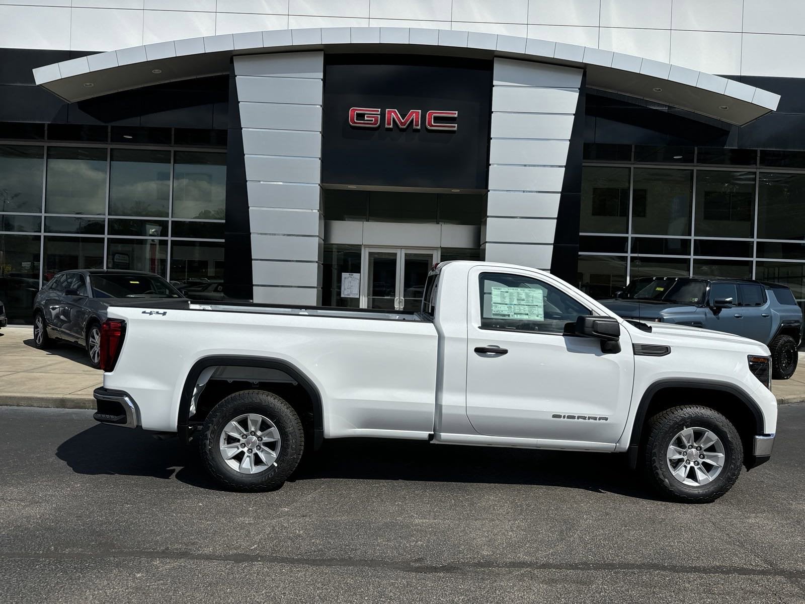 2024 GMC Sierra 1500 Pro
