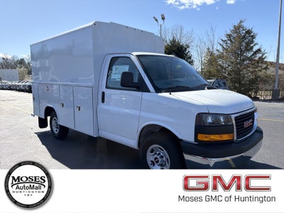 2025 GMC Savana Cutaway 3500 1WT