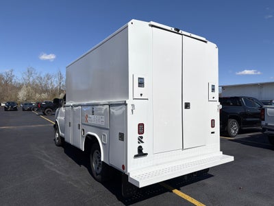 2025 GMC Savana Cutaway 3500 1WT