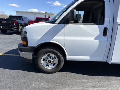 2025 GMC Savana Cutaway 3500 1WT