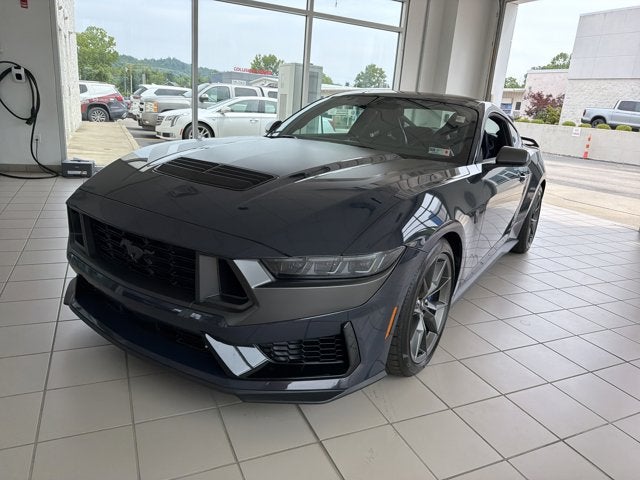 2025 Ford Mustang Dark Horse