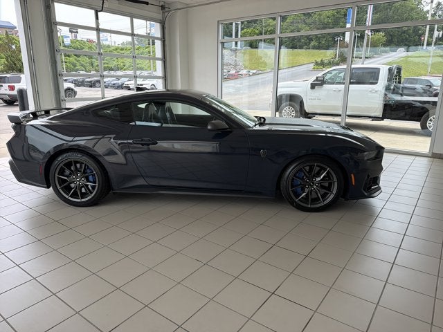 2025 Ford Mustang Dark Horse
