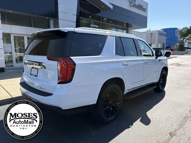 2022 GMC Yukon SLT