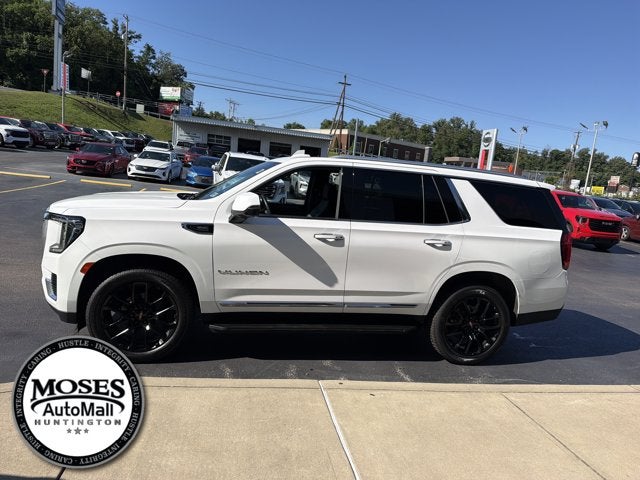 2022 GMC Yukon SLT