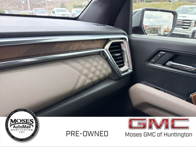 2025 GMC Canyon 4WD Denali